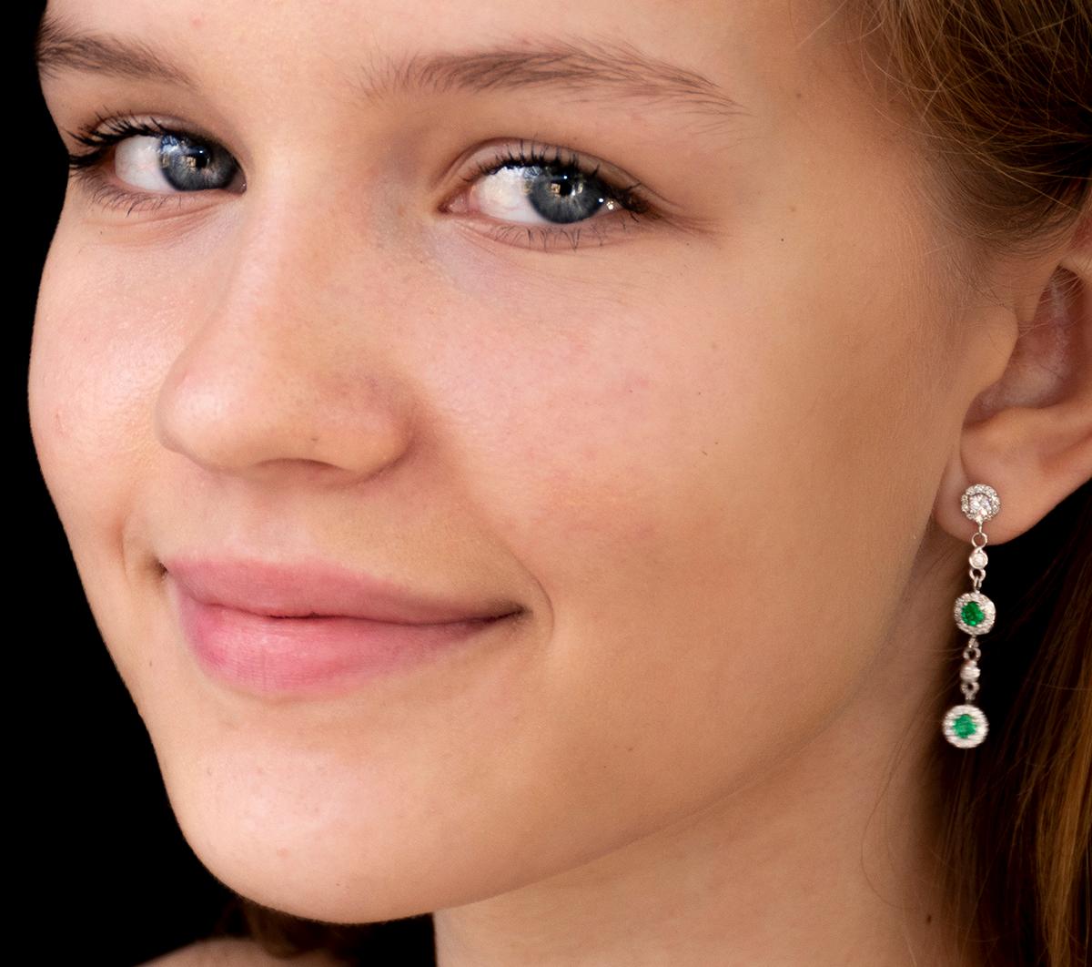 Women's Emerald and Diamond Drop Earrings Weighing 1.95 Carat 
