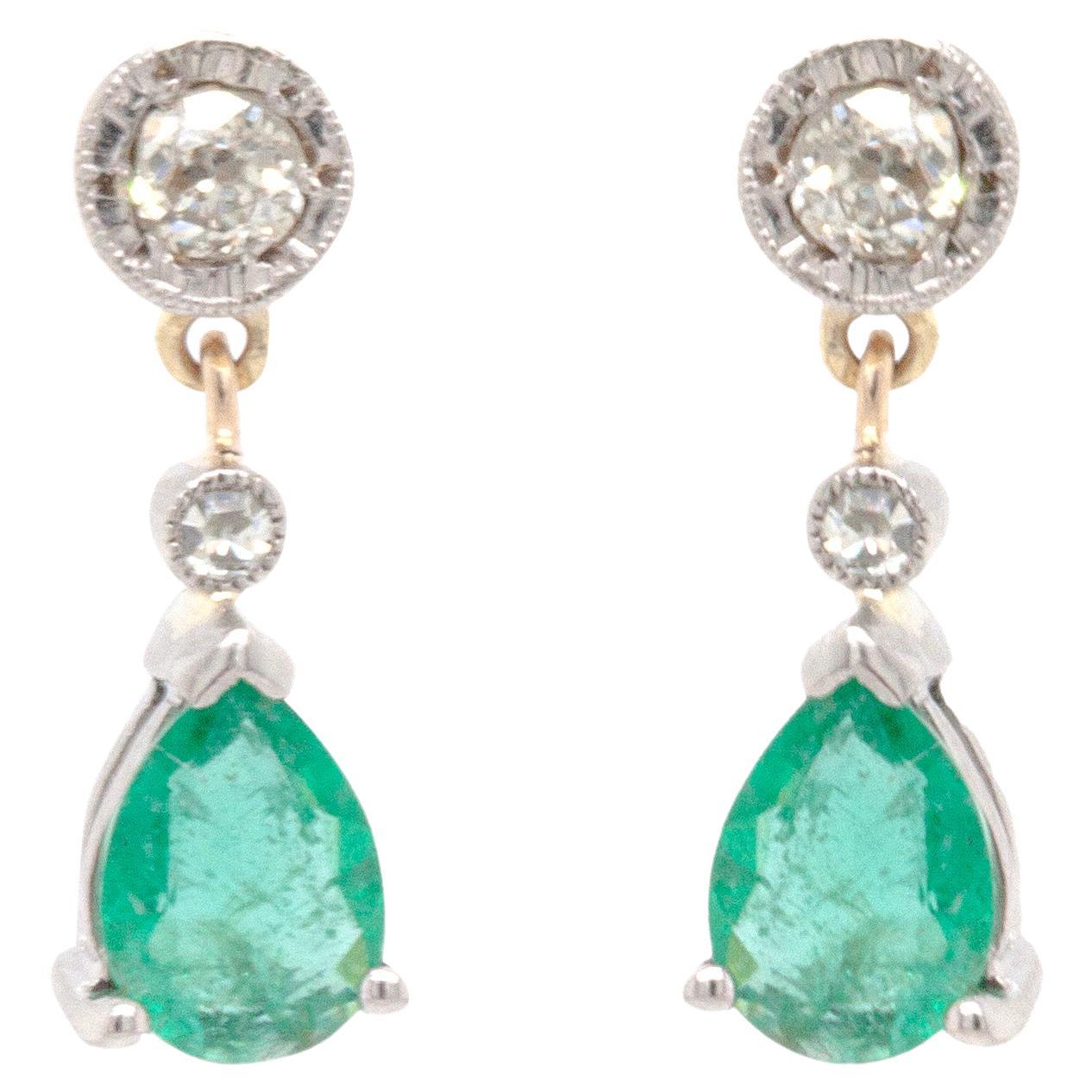 Pendientes Gota Esmeralda y Diamante Oro Blanco y Amarillo 18 Quilates