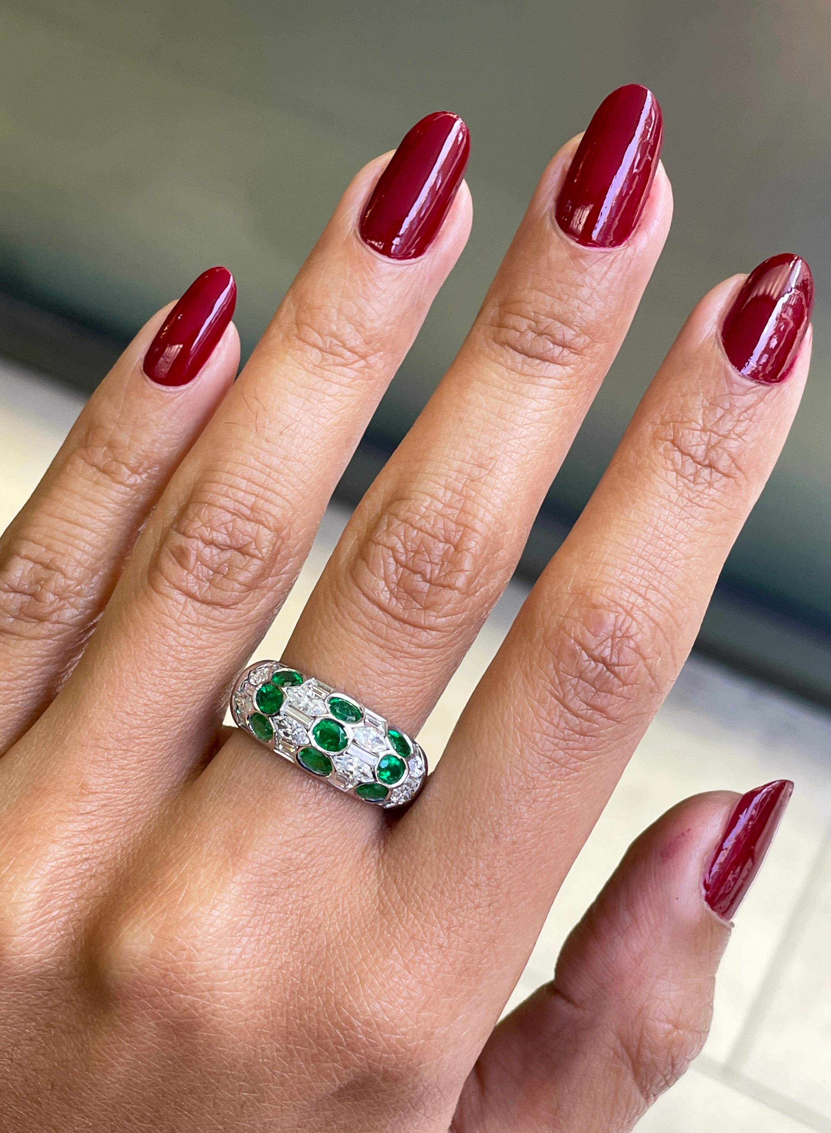 Emerald and Diamond 18 Carat White Gold Honeycomb Bombé Dome Cocktail Ring 1