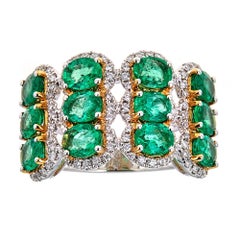 3.55 CT Emerald 0.60 TCW Diamond Accent Cocktail ring in 18 karat white Gold