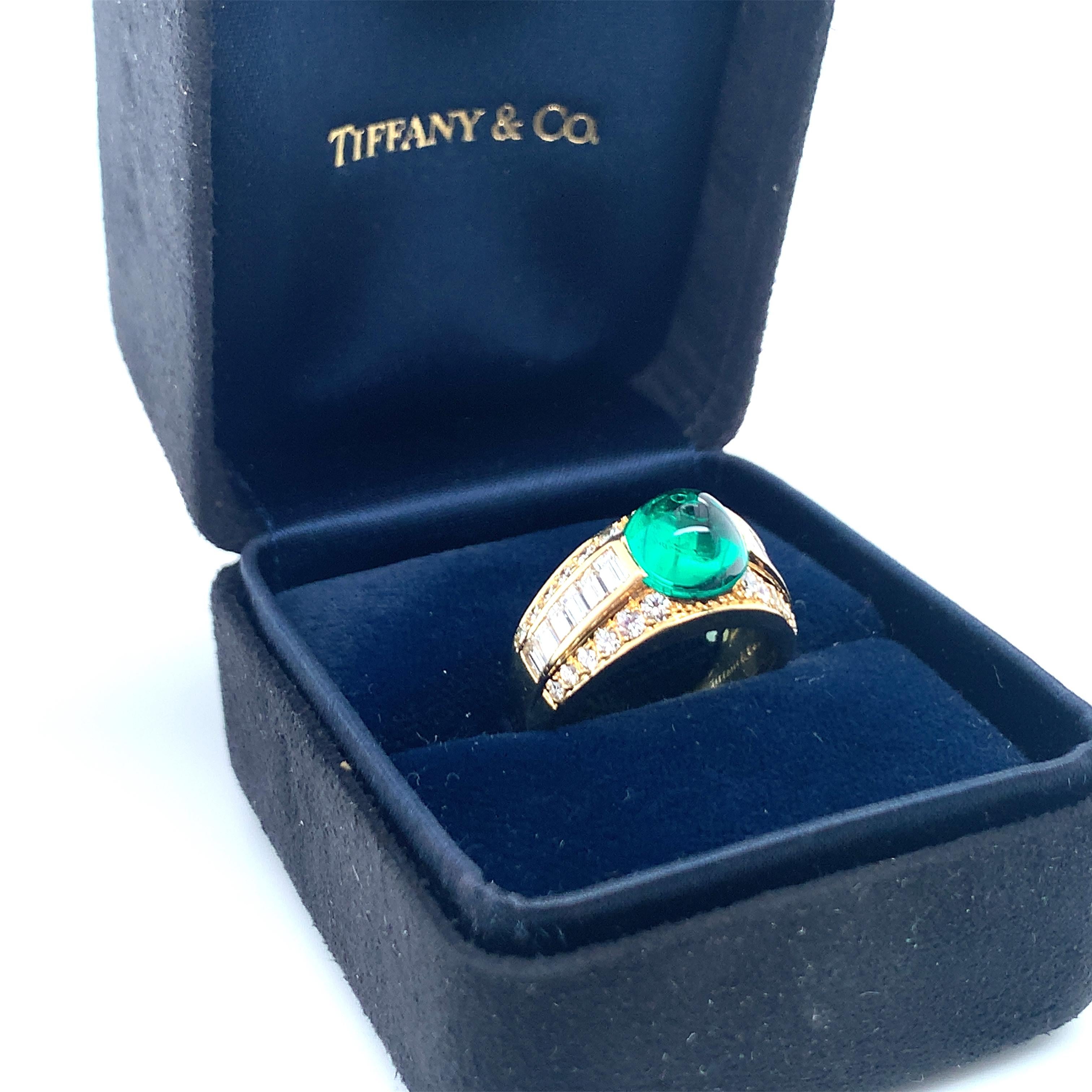 Cabochon Emerald and Diamond 18K Gold Ring by Tiffany & Co. For Sale