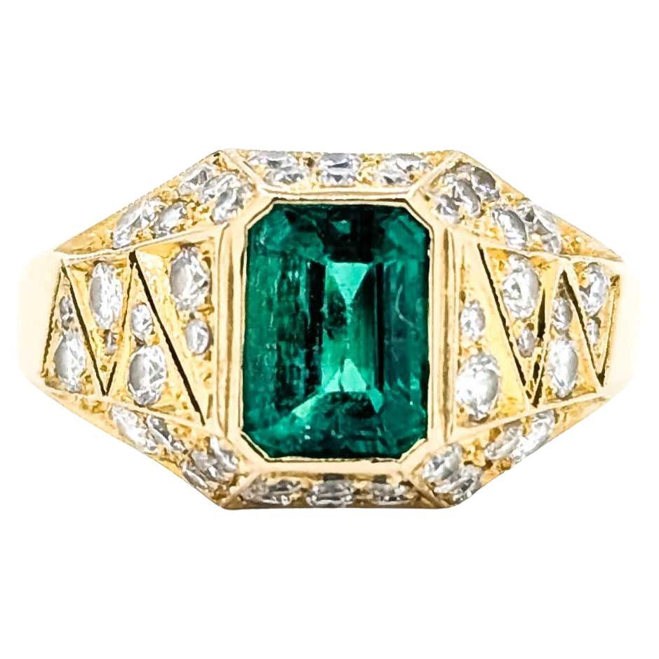 Emerald and Diamond 18k Gold Ring