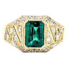 Emerald and Diamond 18k Gold Ring