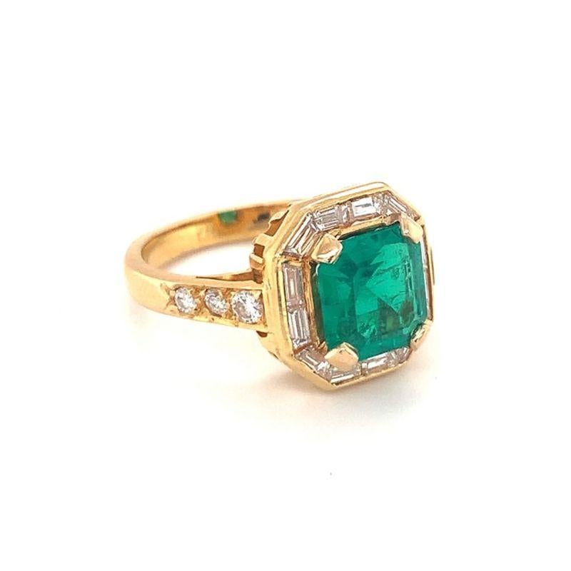 Emerald Cut Emerald and Diamond 18k Yellow Gold Ring, circa 1970s For Sale