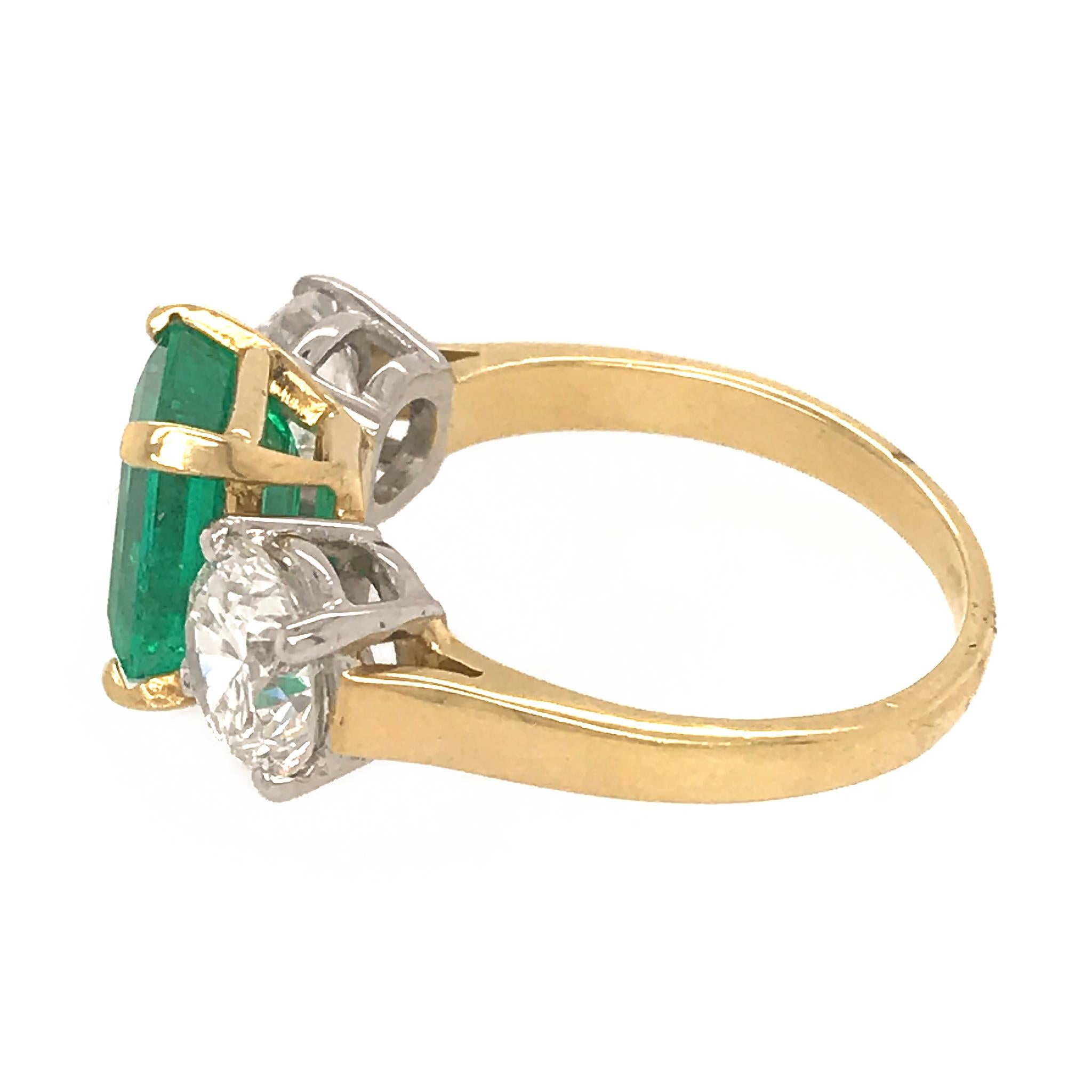 Emerald and Diamond 3-Stone Ring In Excellent Condition In New York, NY