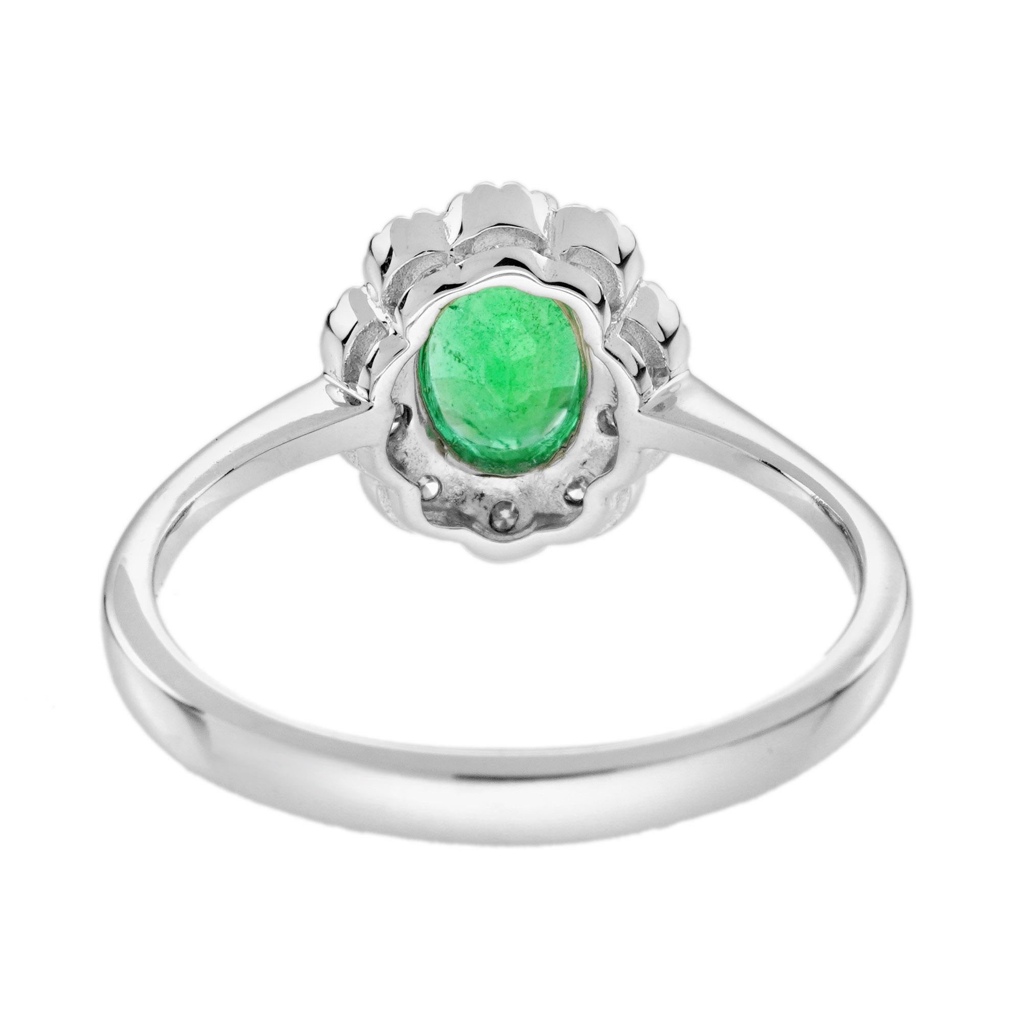 De las mujeres Anillo de compromiso con halo de esmeralda y diamantes estilo antiguo en oro blanco de 14 quilates en venta