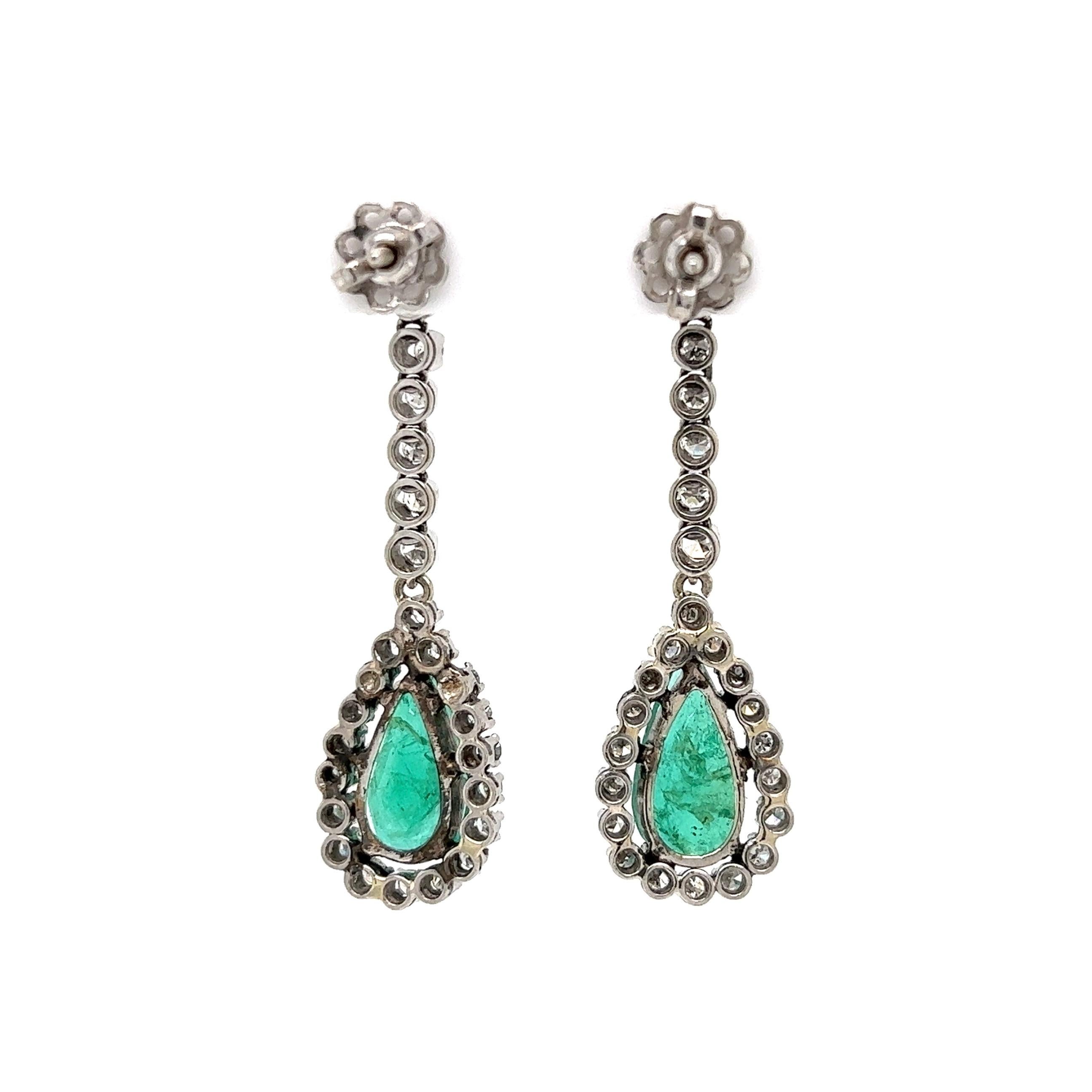 Women's Emerald and Diamond Art Deco Revival Gold Drop Earrings Estate Fine Jewelry For Sale