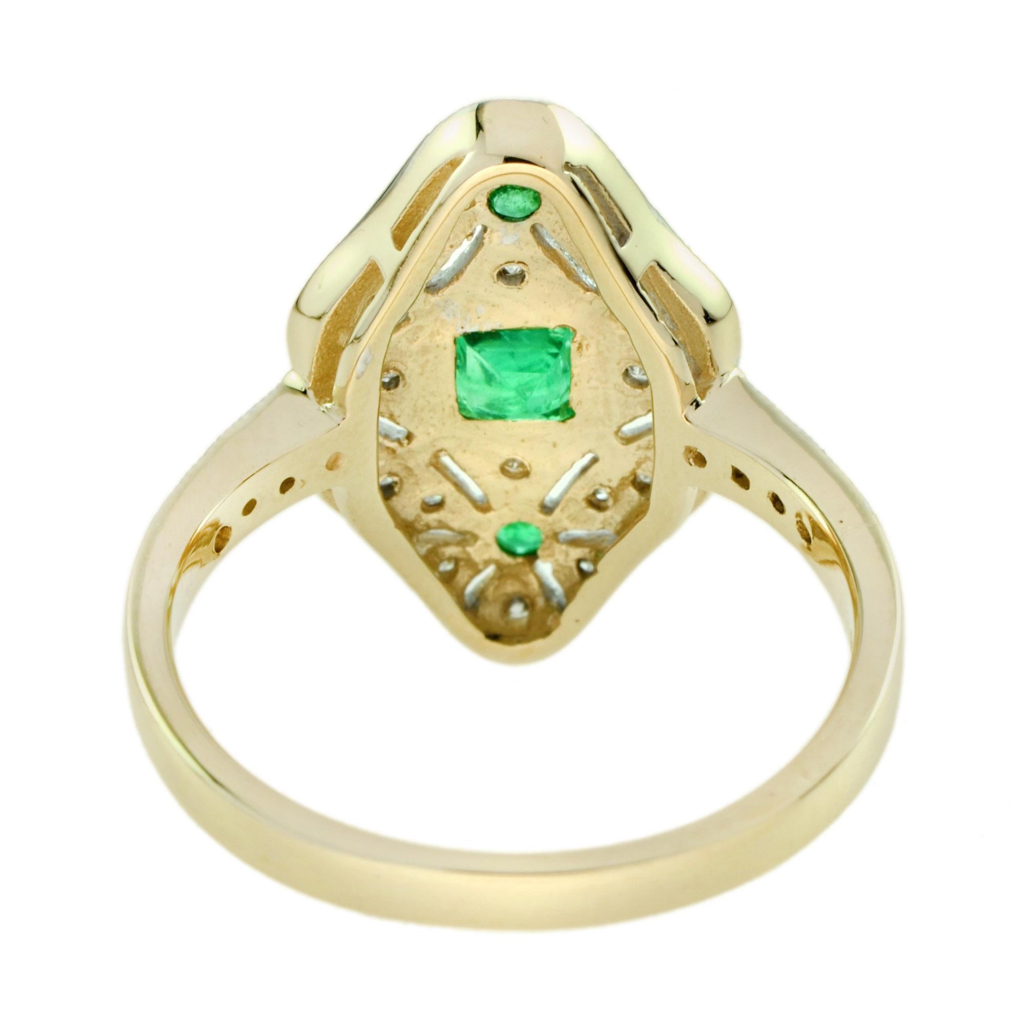 Emerald and Diamond Art Deco Style Dinner Ring in 14K Two Tone Gold In New Condition For Sale In Bangkok, TH