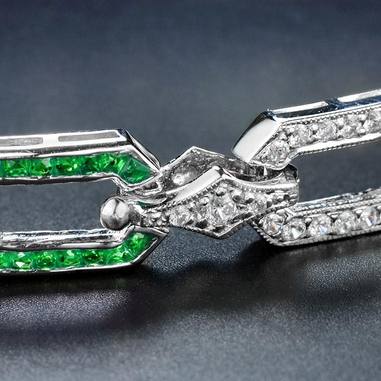 Bracelet à maillons en or blanc 18 carats avec émeraudes et diamants de style Art déco en vente 2