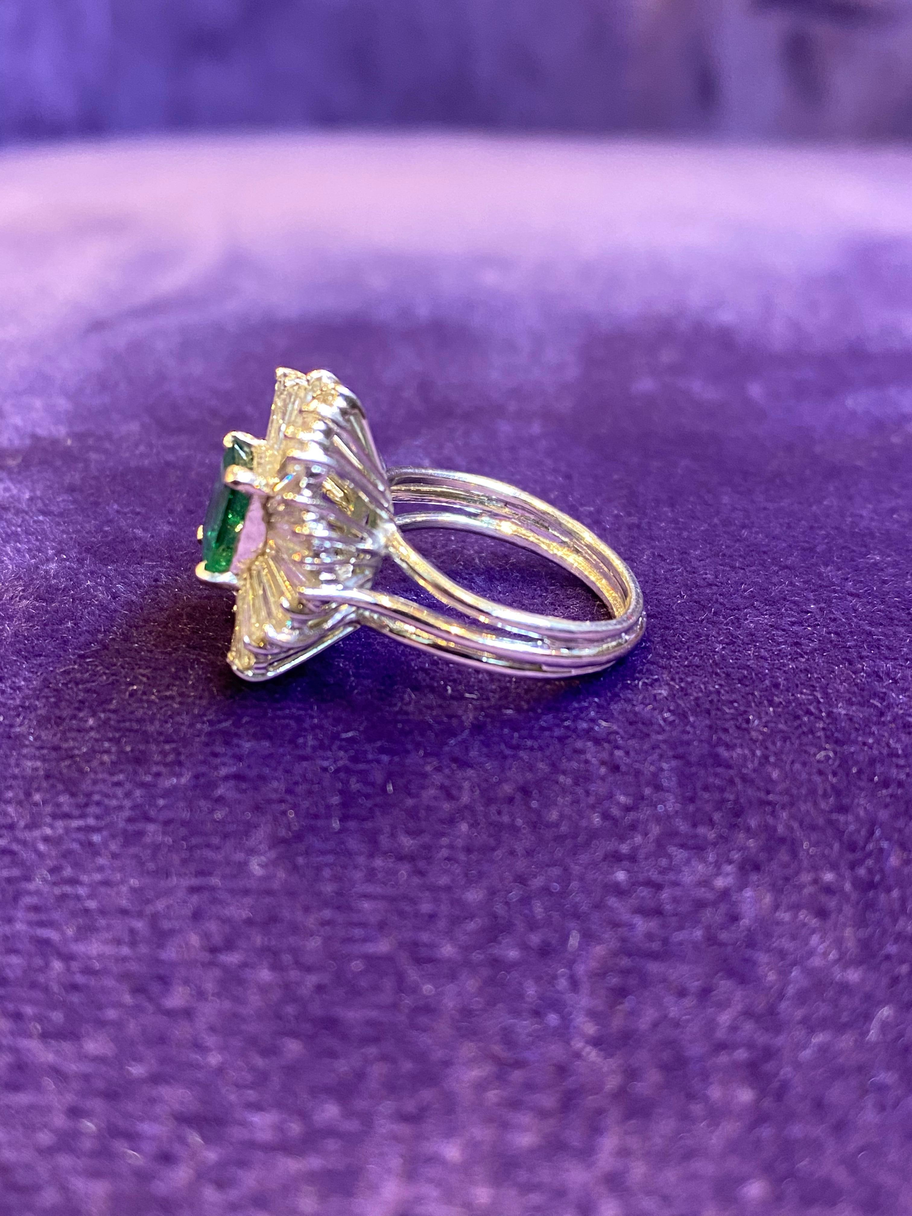 Women's Emerald and Diamond Ballerina Cocktail Ring For Sale