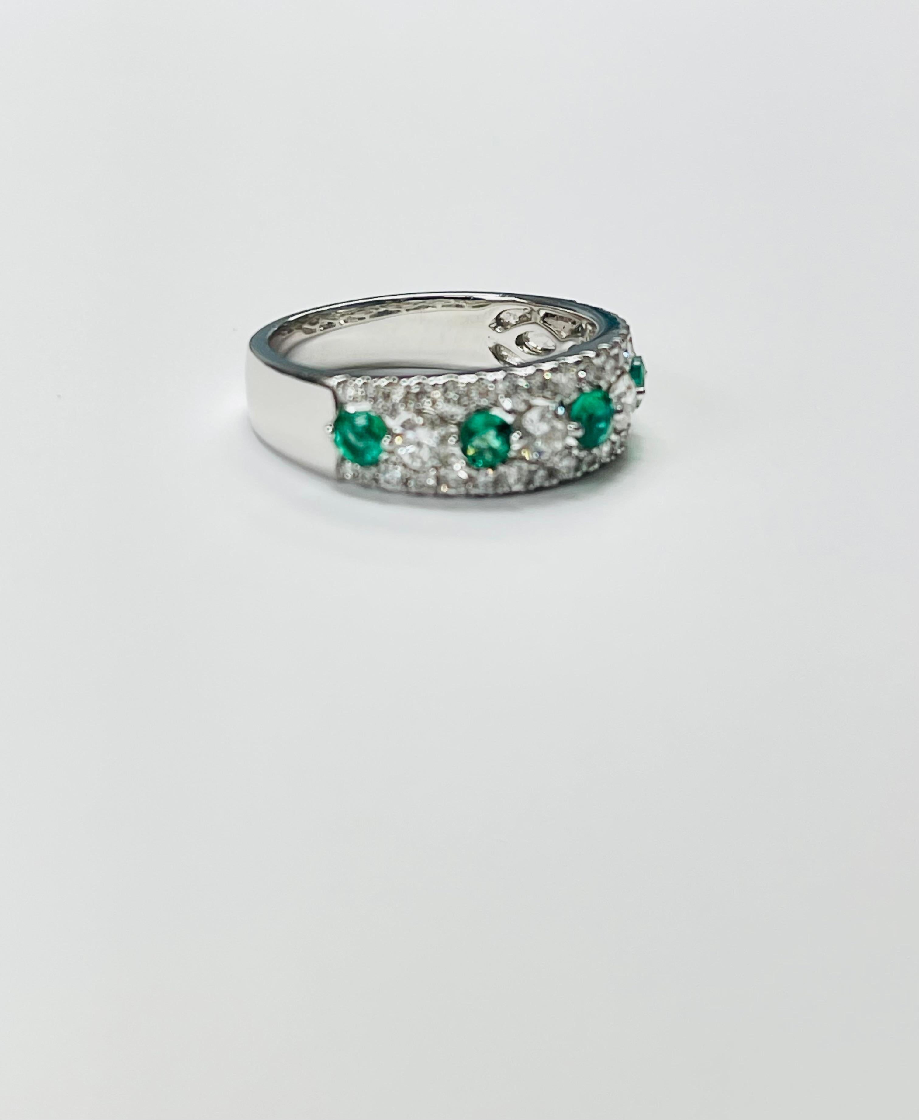 Women's Emerald and Diamond Band Ring In 18 Karat White Gold. For Sale