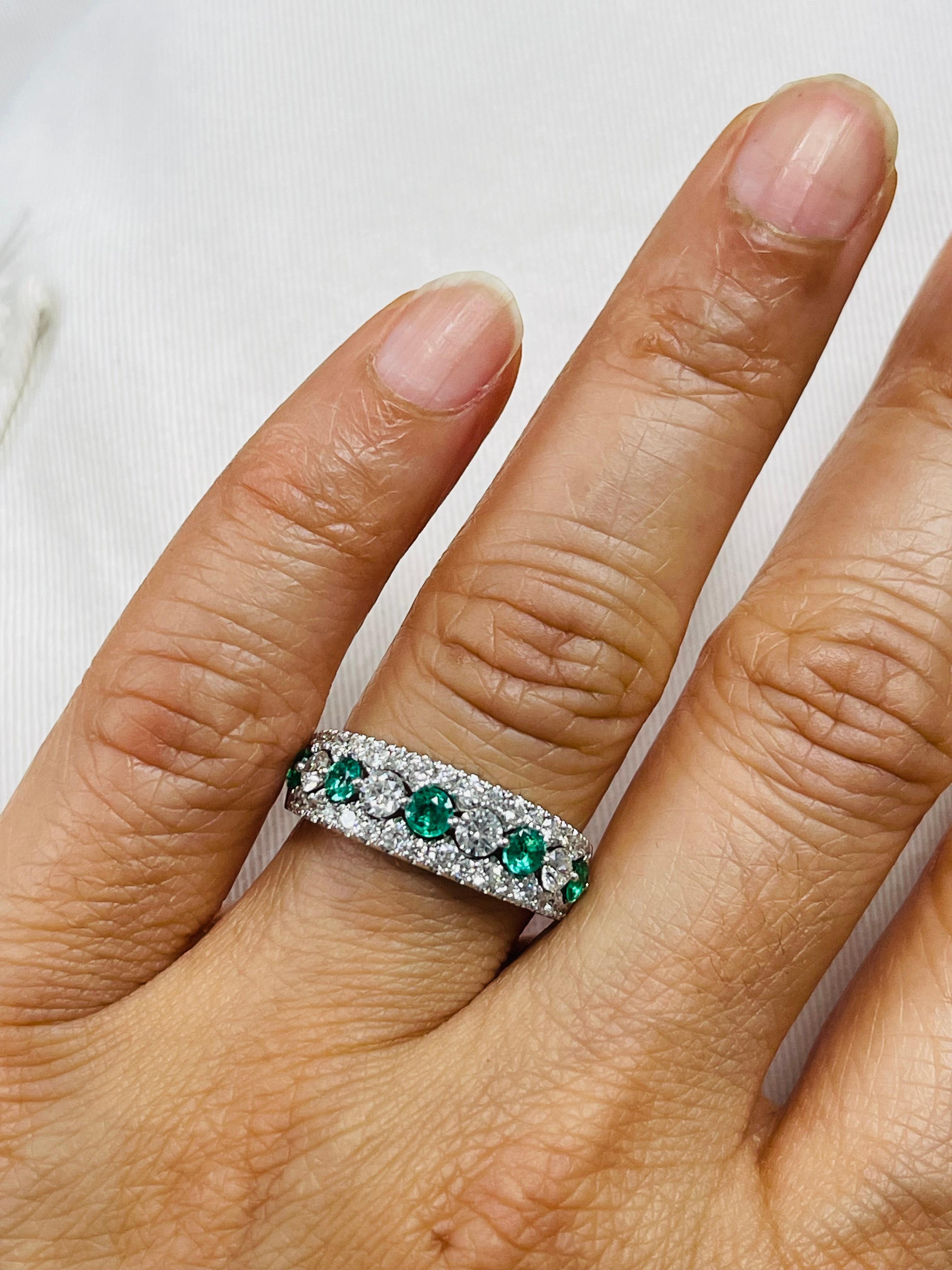 Emerald and Diamond Band Ring In 18 Karat White Gold. For Sale 2