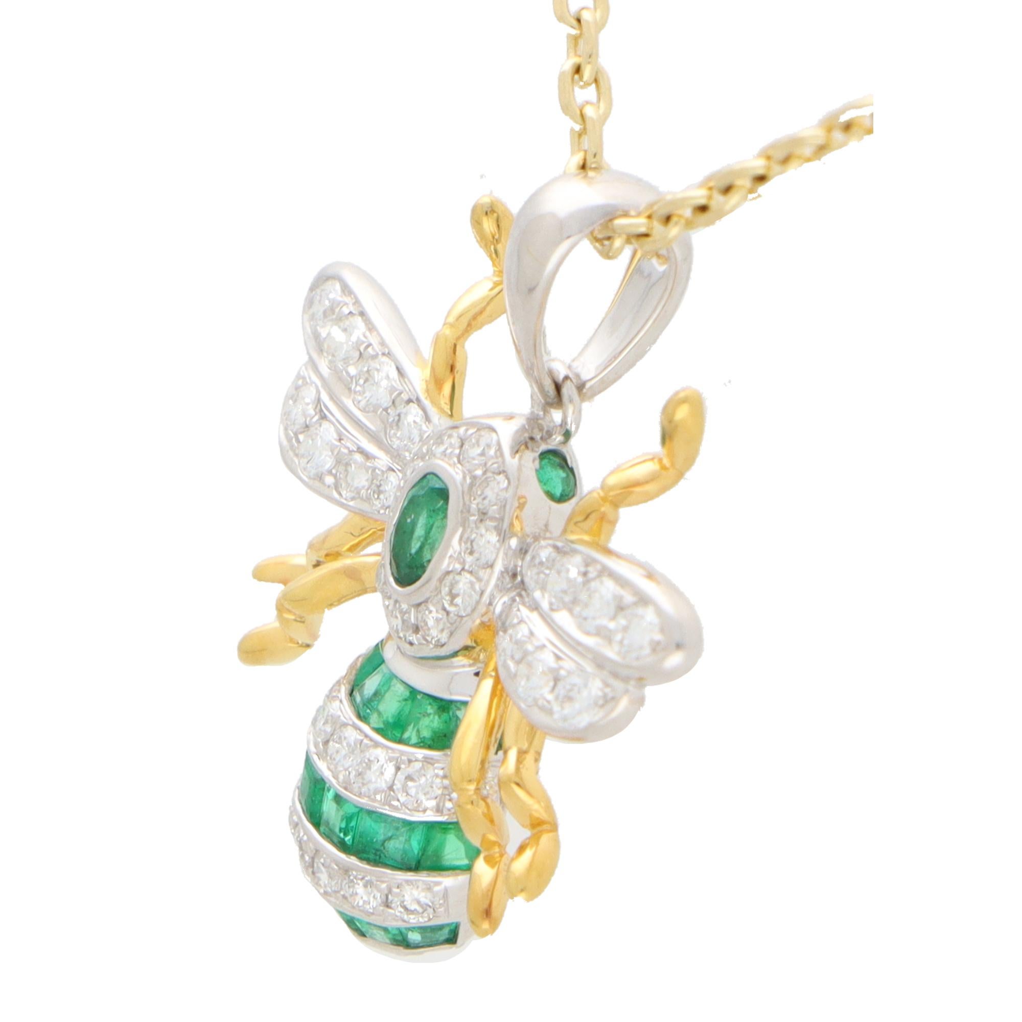Modern Emerald and Diamond Bee Pendant Set in 18k Yellow and White Gold For Sale