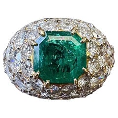 Smaragd- und Diamant-Bombenring aus 18 Karat Gelbgold und Platin