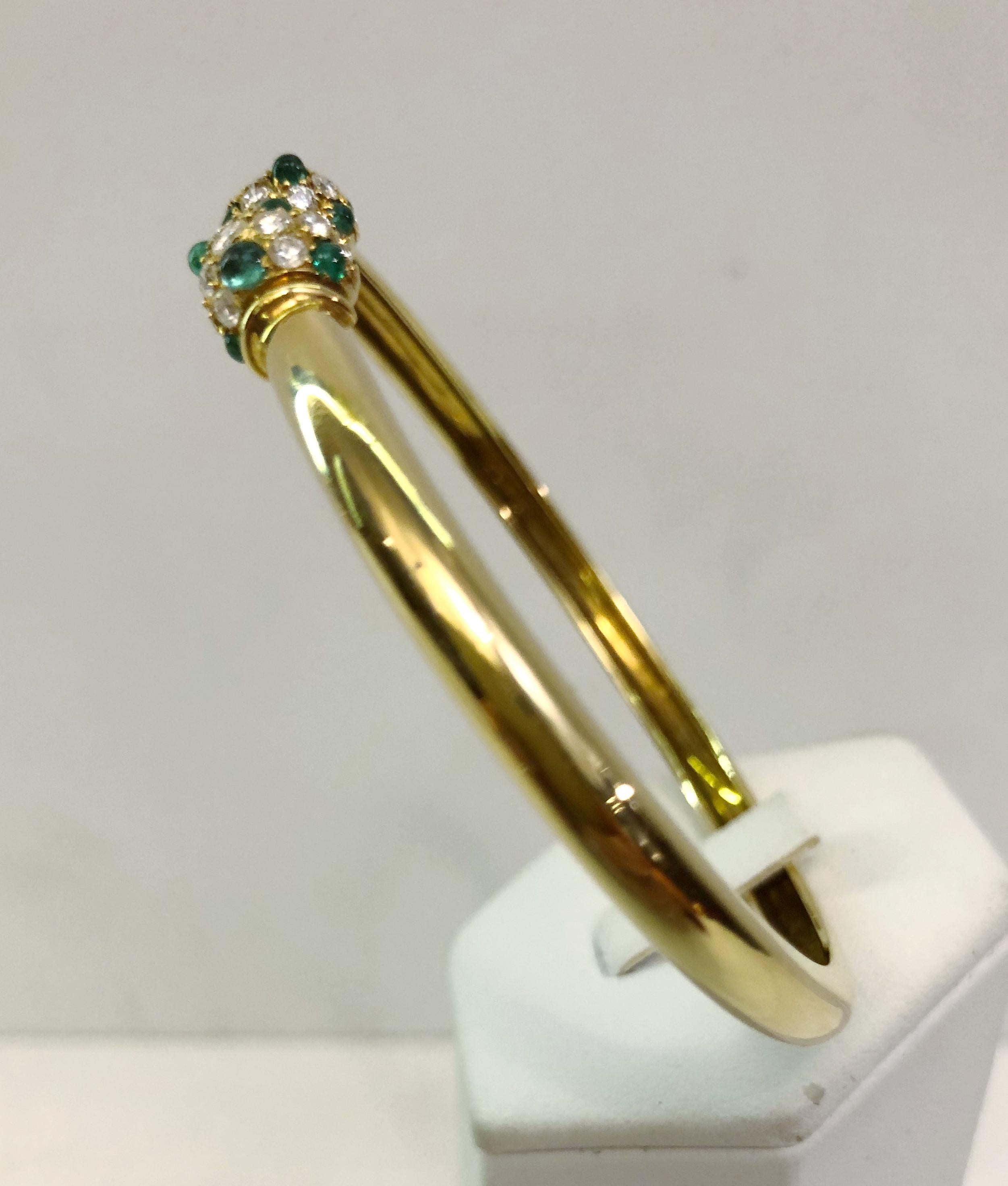 Armband mit Smaragd und Diamanten Damen im Angebot