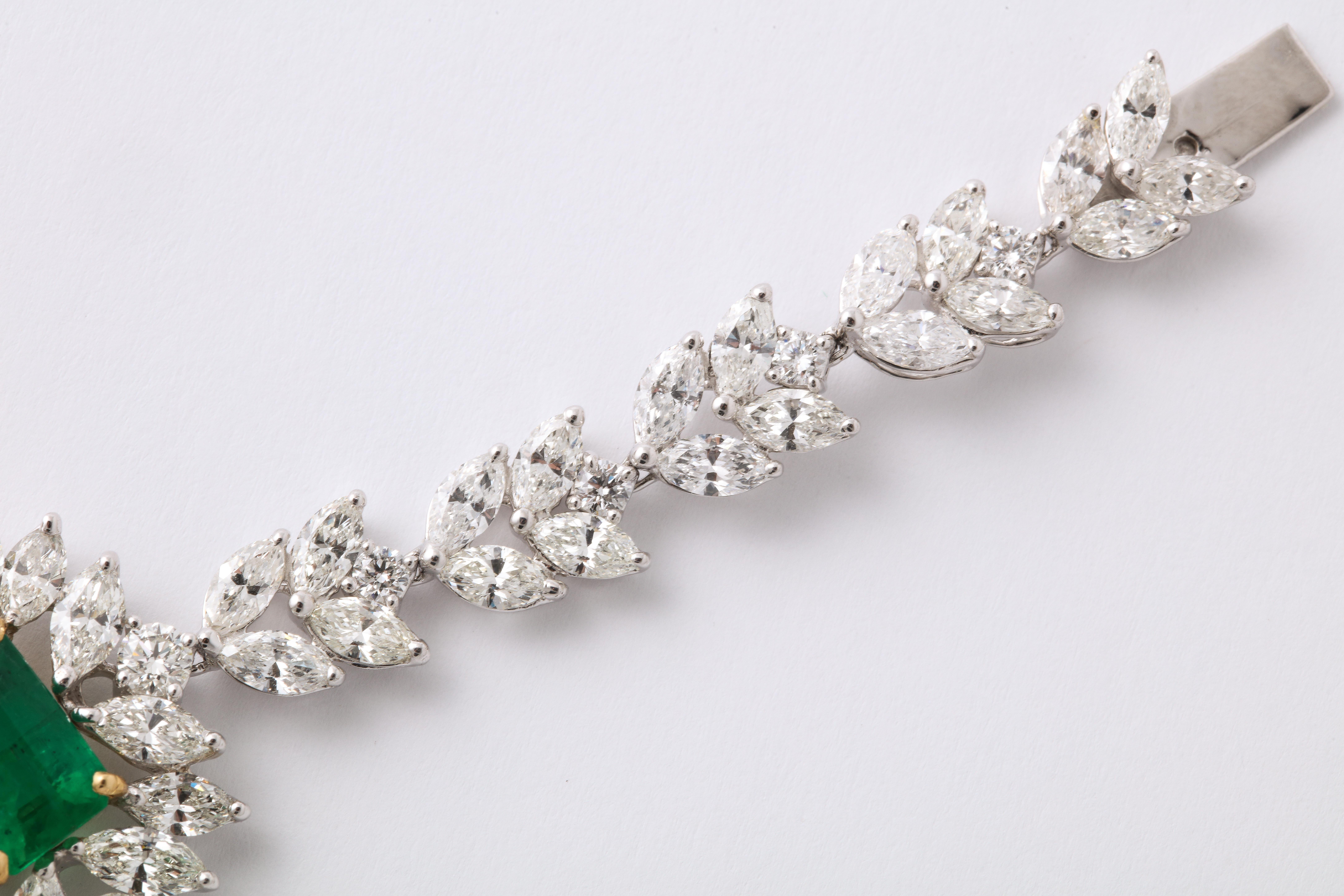 Pulsera de esmeraldas y diamantes en venta 2
