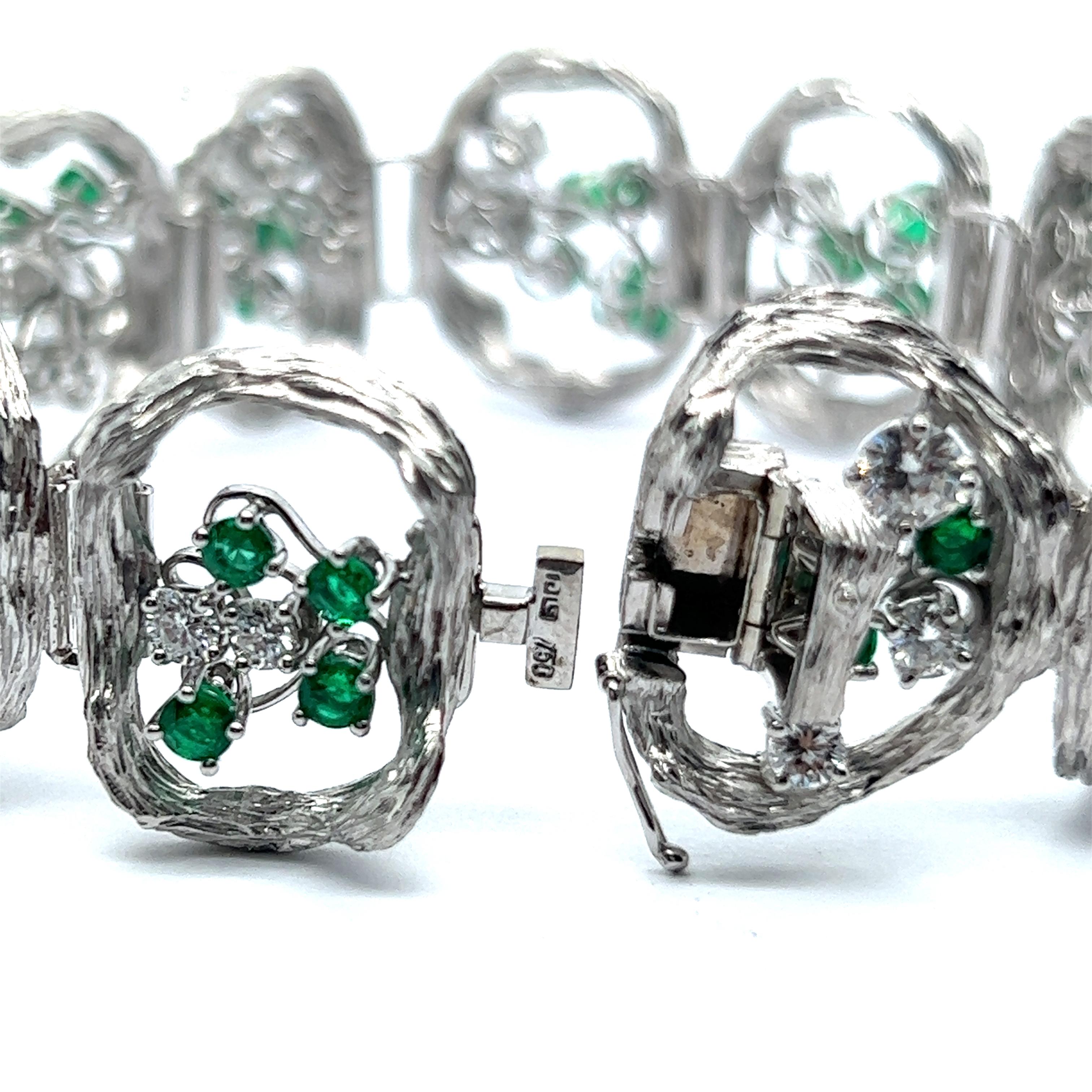 Women's or Men's Emerald and Diamond Bracelet in 18 Karat White Gold by Paul Binder  For Sale