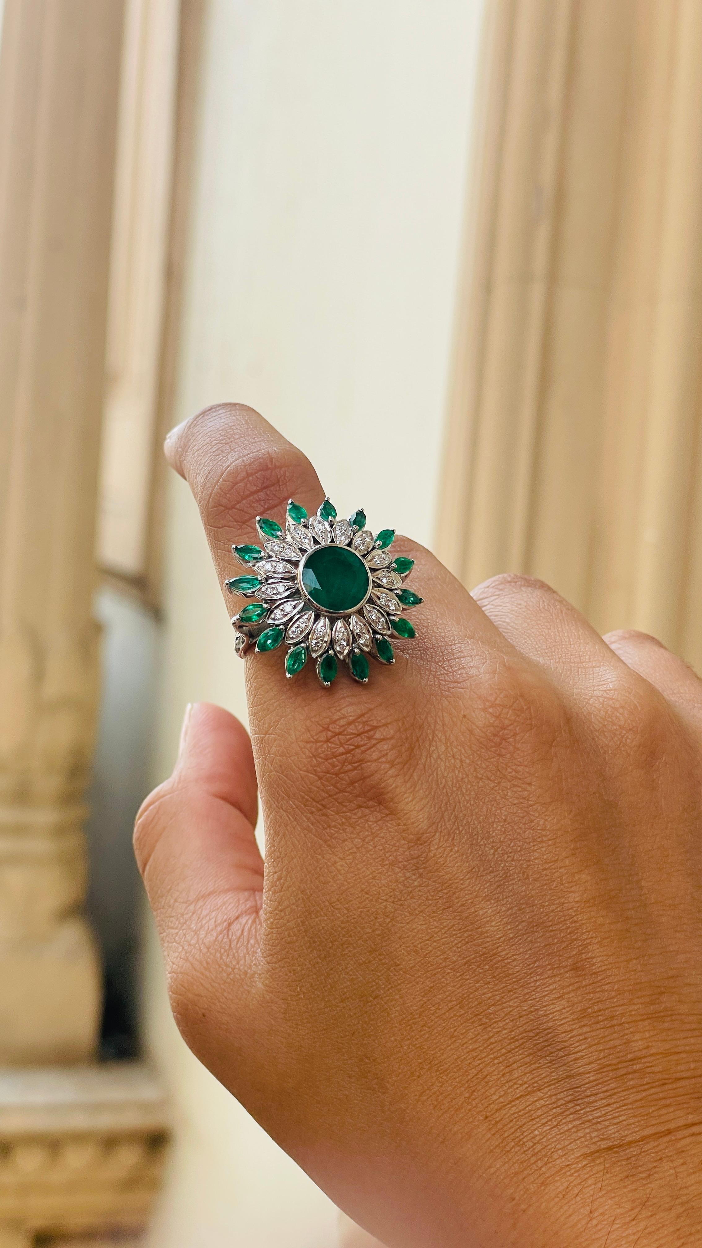 Statement Emerald Ring in 18K White Gold with Diamonds 11