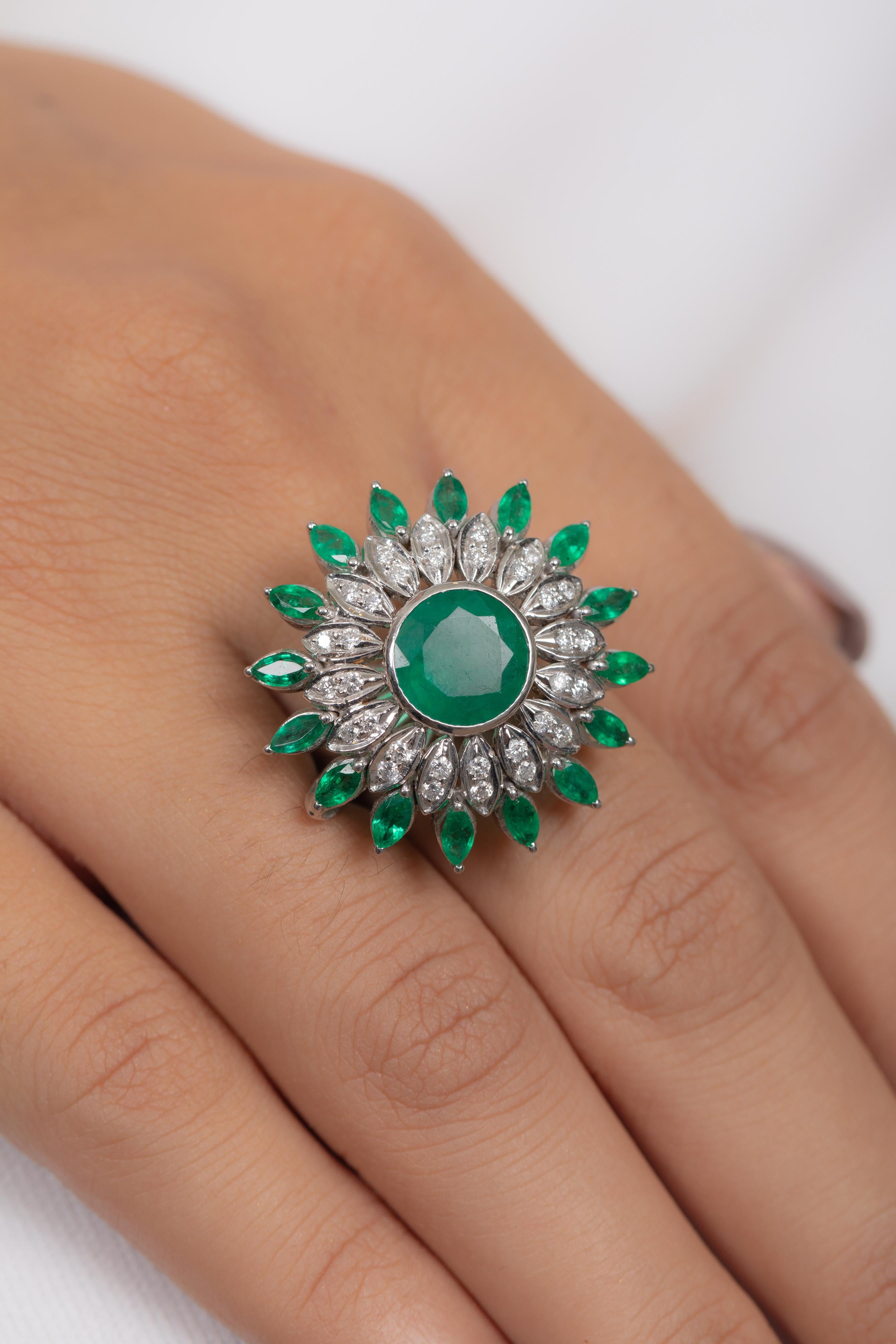For Sale:  Statement Emerald Ring in 18K White Gold with Diamonds 2