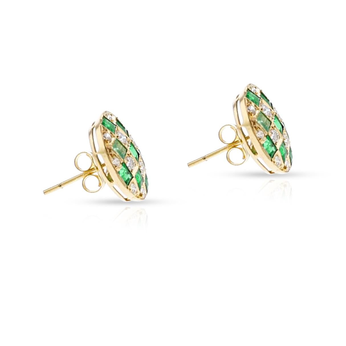 Emerald and Diamond Checkerboard Stud Earrings, 18k In Excellent Condition For Sale In New York, NY