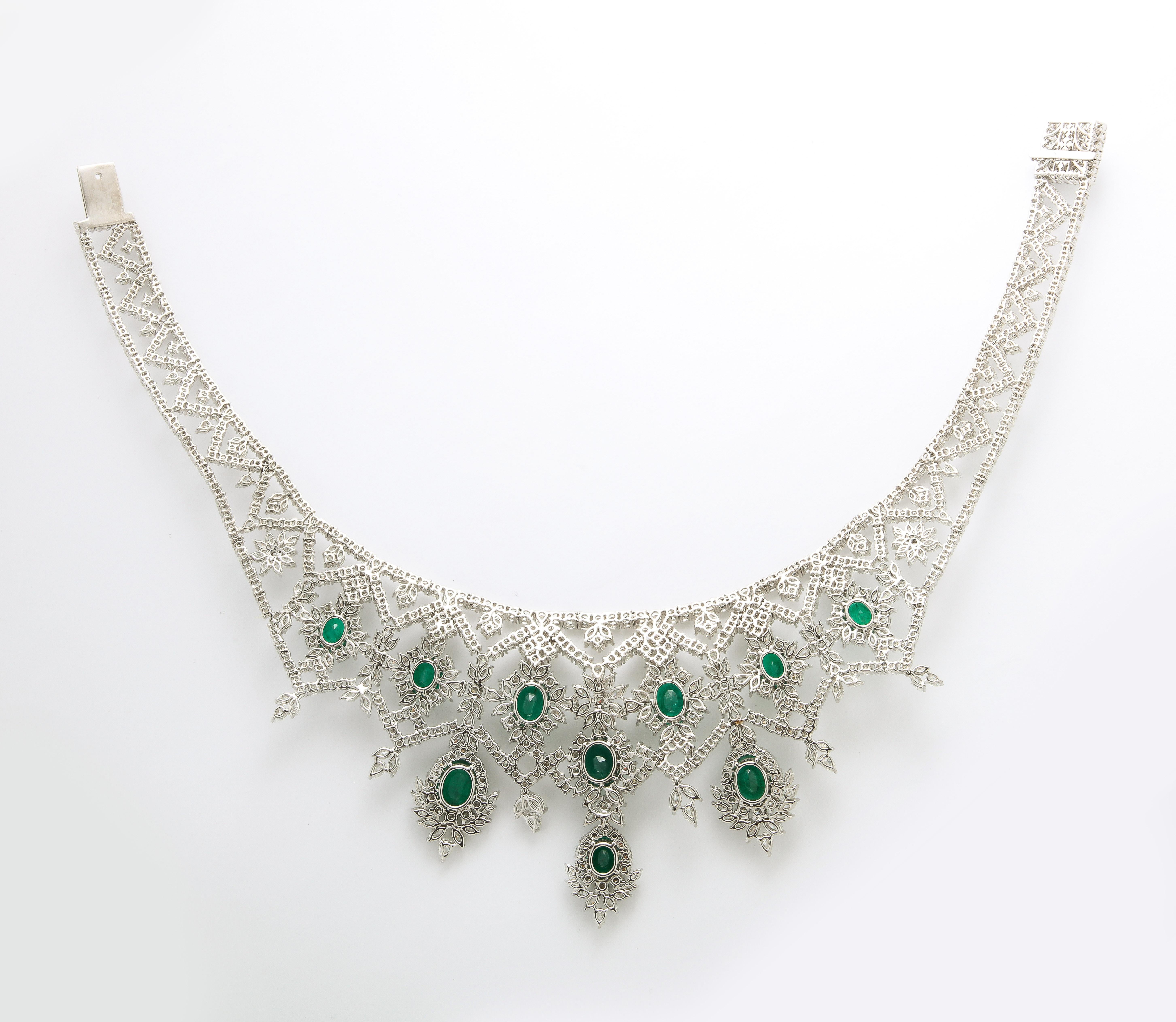 Emerald and Diamond Choker Necklace  For Sale 4