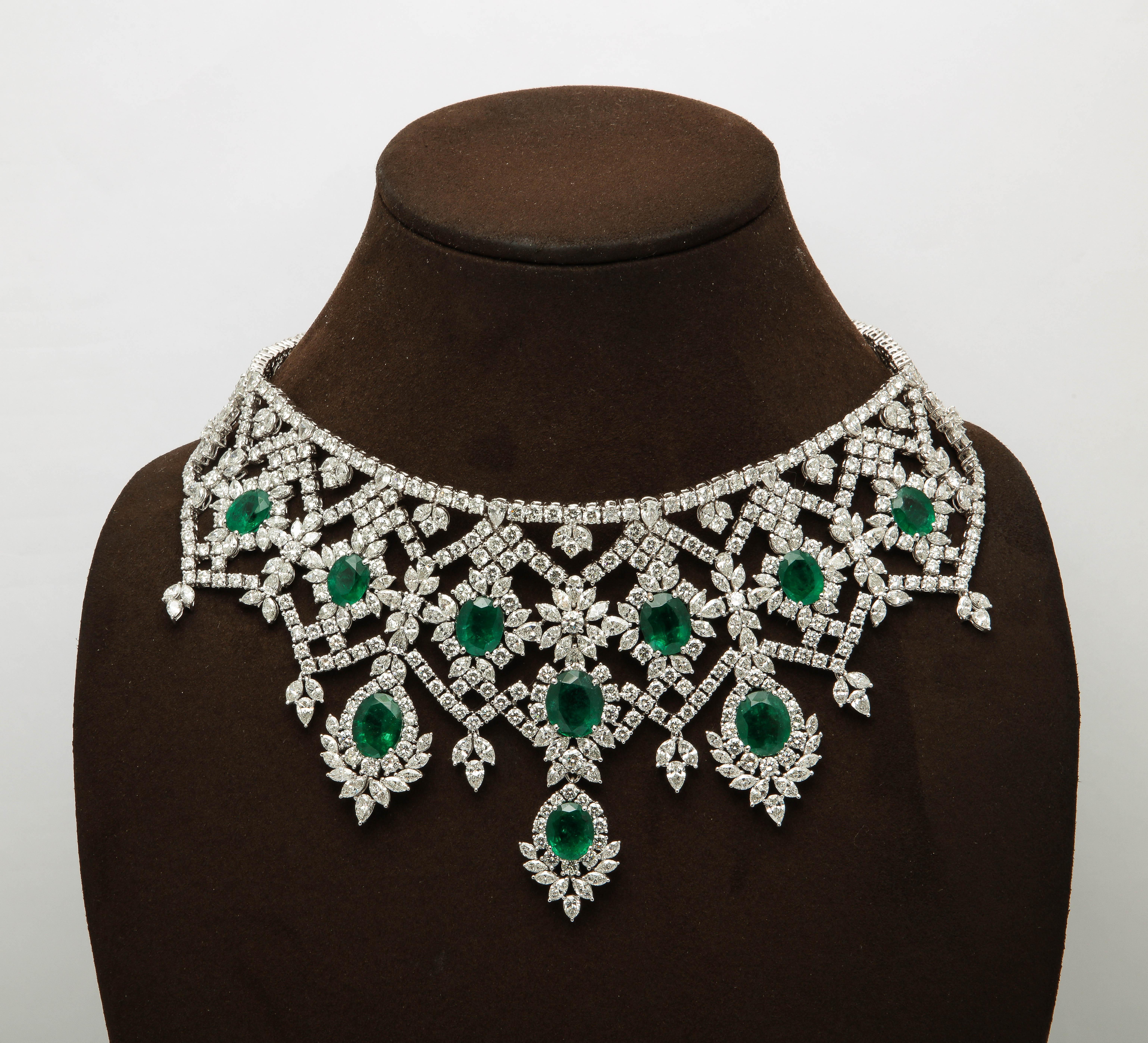 Emerald and Diamond Choker Necklace  For Sale 5