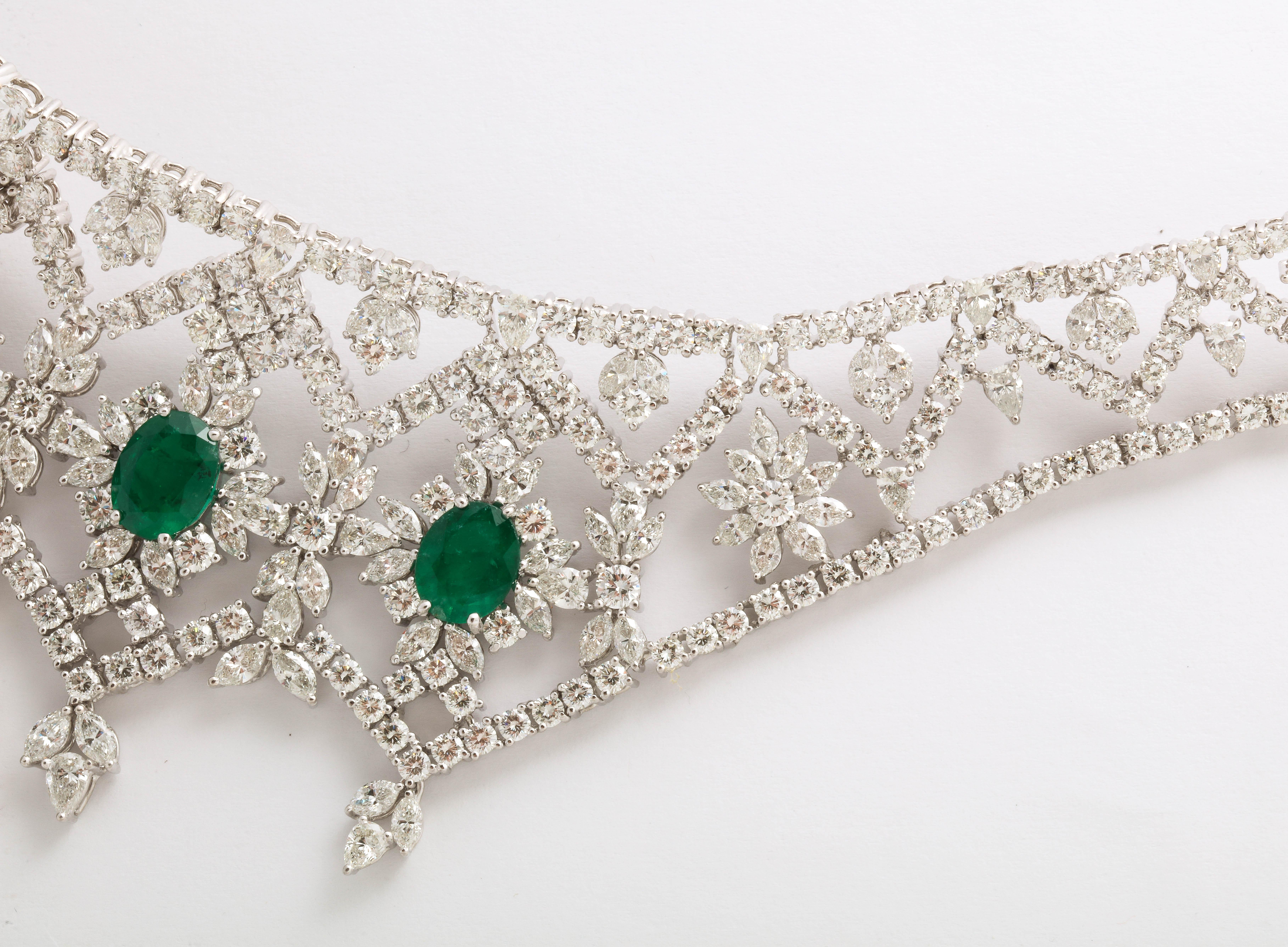 Emerald and Diamond Choker Necklace  For Sale 1