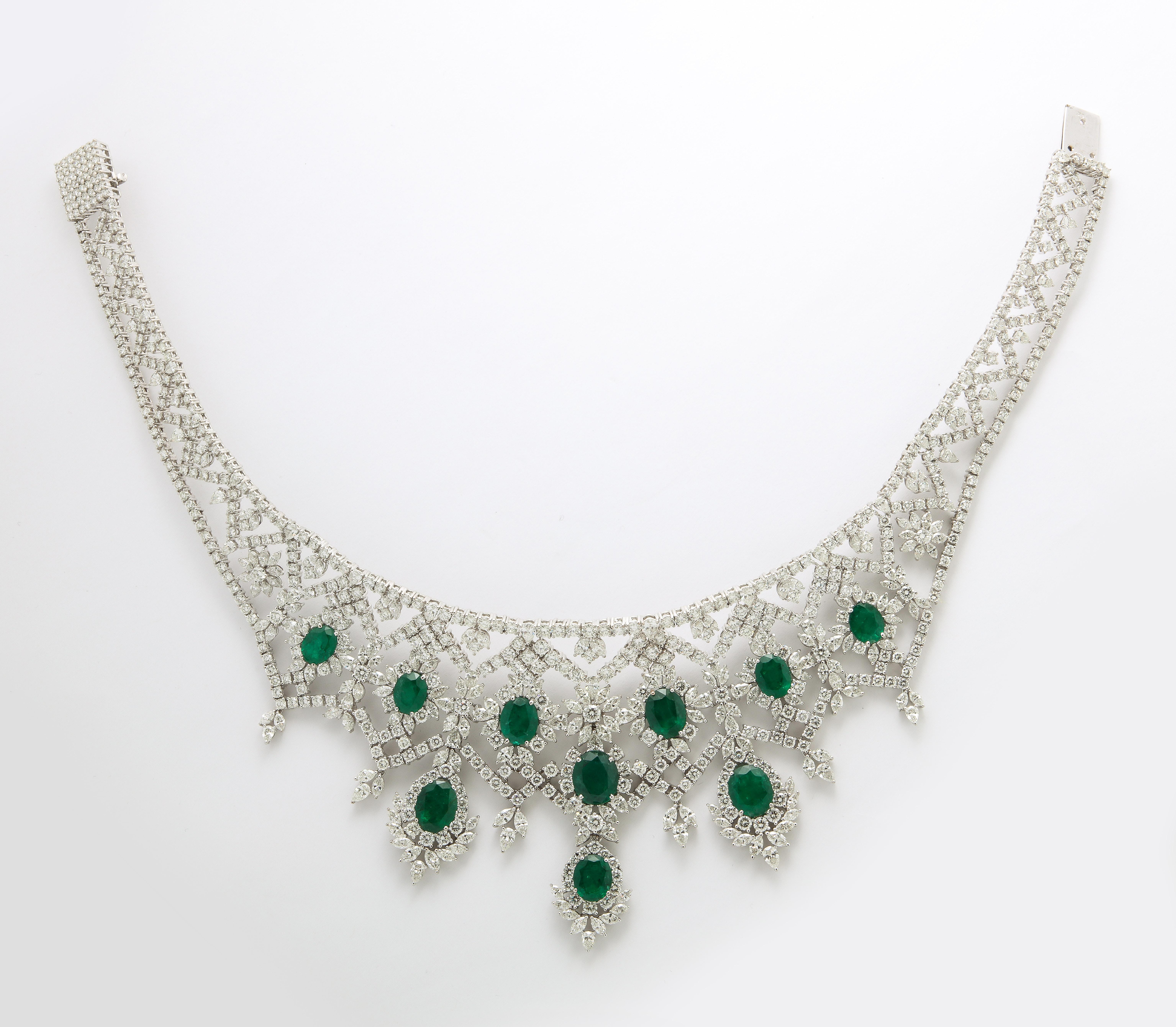 Emerald and Diamond Choker Necklace  For Sale 3