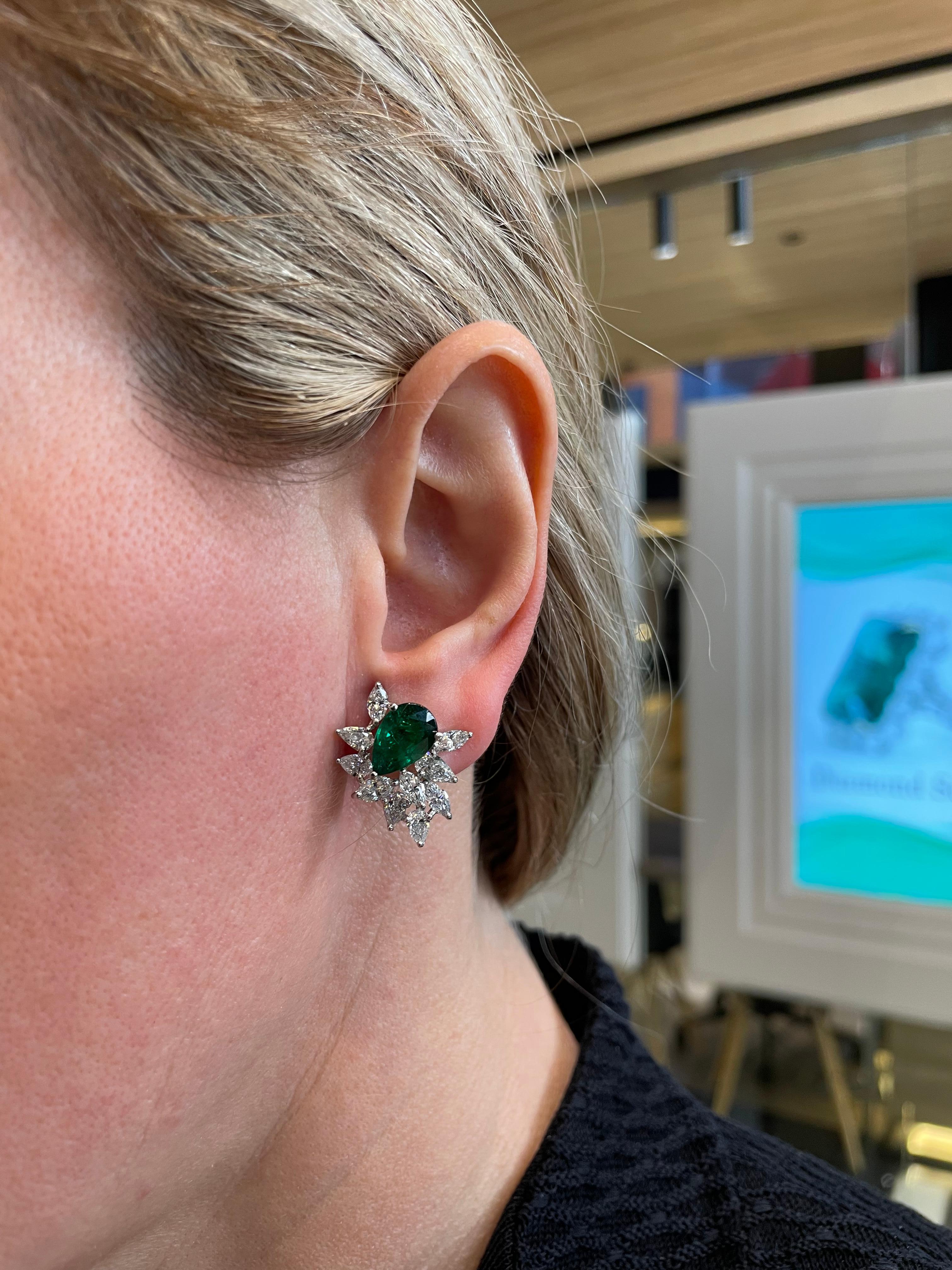 Emerald and Diamond Cluster Earrings For Sale 5