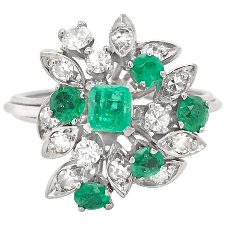 Emerald and Diamond Cluster Ring For Sale at 1stDibs