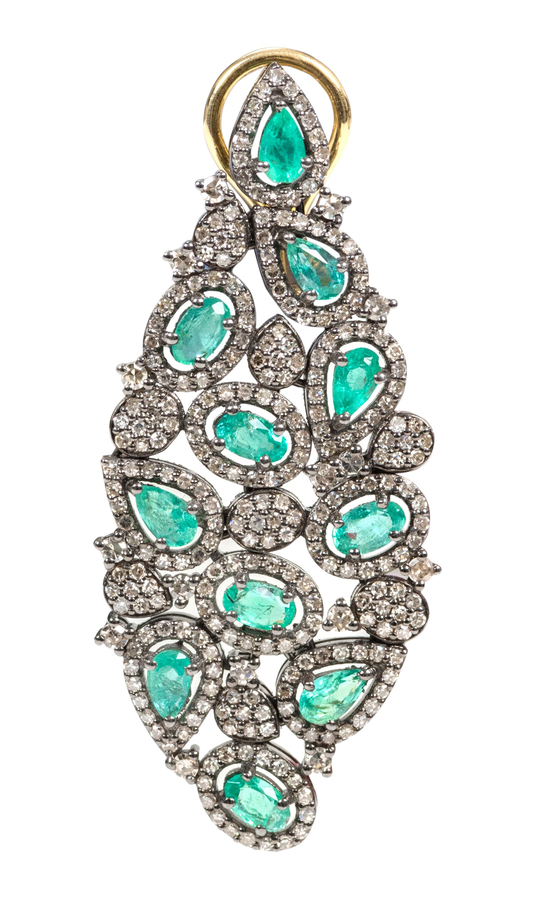 Smaragd- und Diamant-Cocktail-Blatt-Ohrringe im viktorianischen Stil im Angebot 1