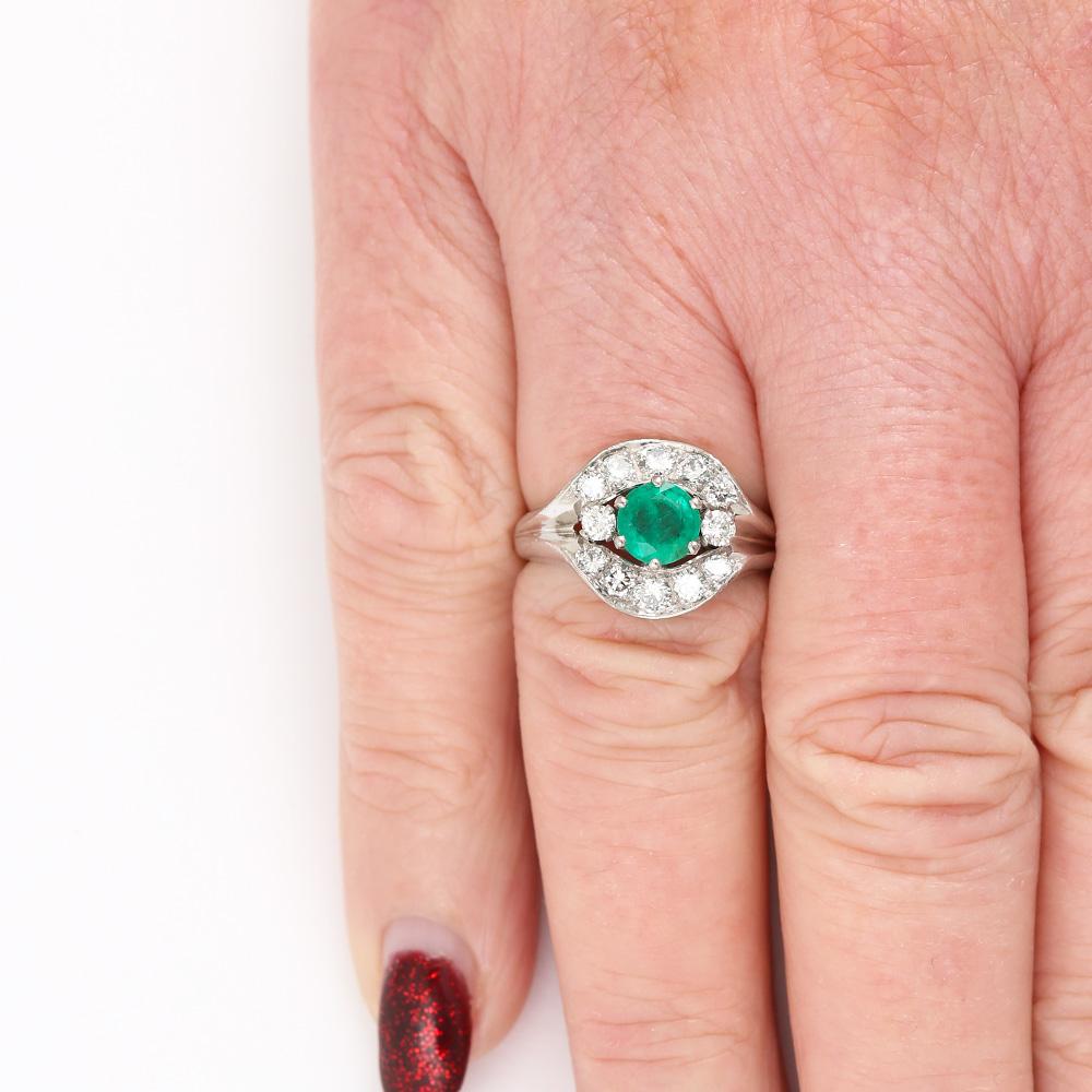 Emerald and Diamond Cluster Ring 18 Karat White Gold 7