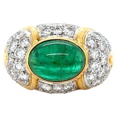 Bague cocktail en émeraude et diamants