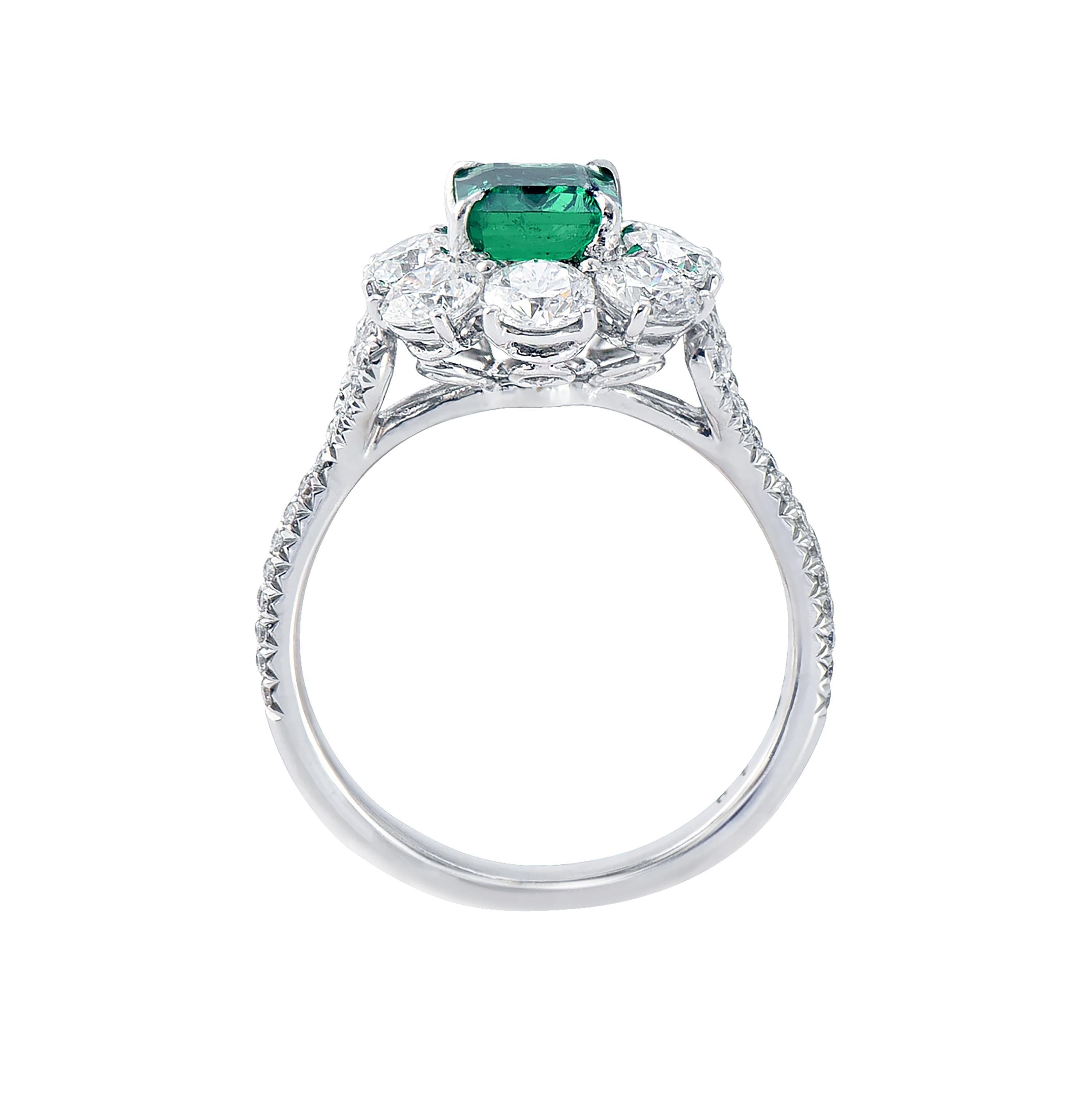 Modern Laviere Emerald and Diamond Cocktail Ring For Sale