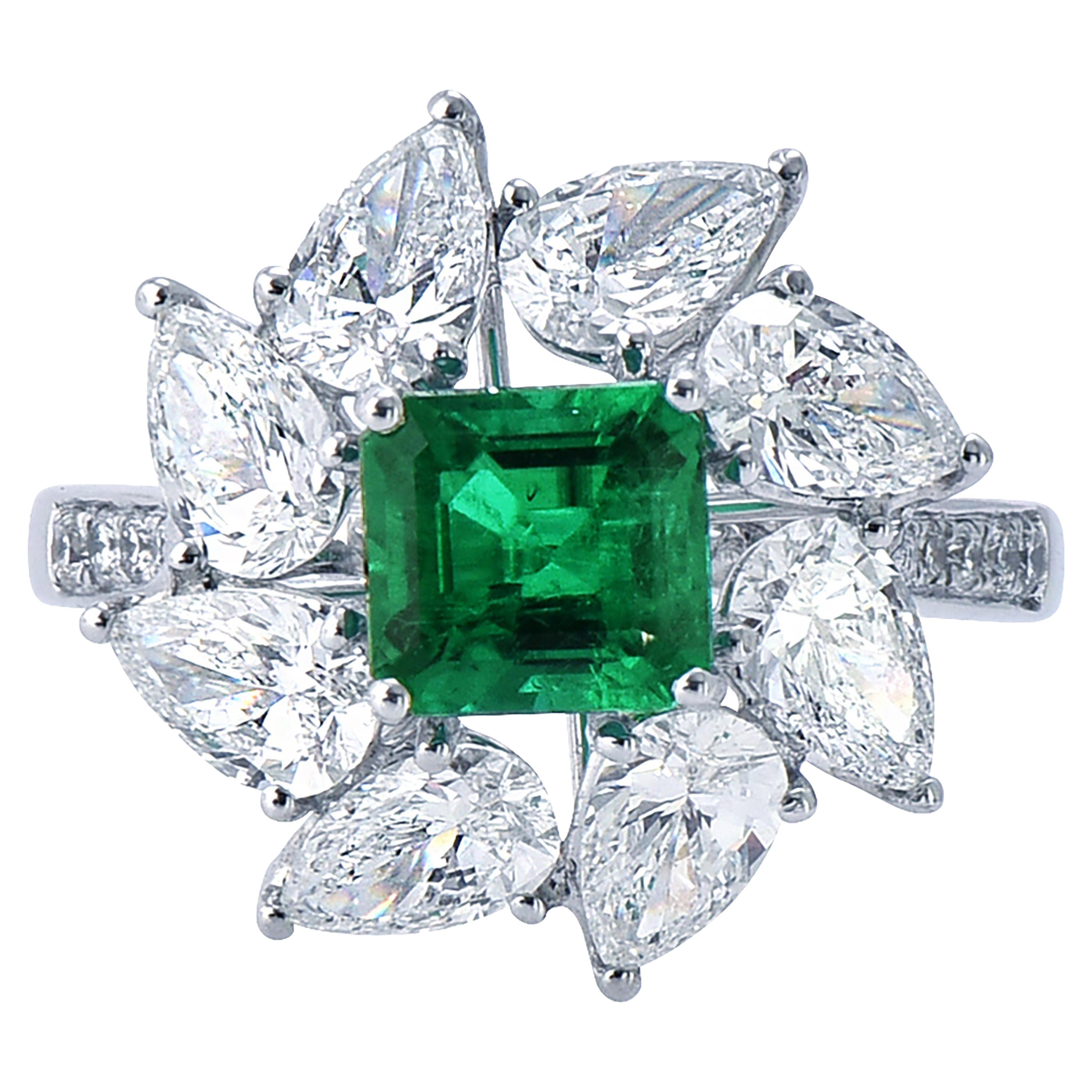 Laviere Emerald and Diamond Cocktail Ring For Sale