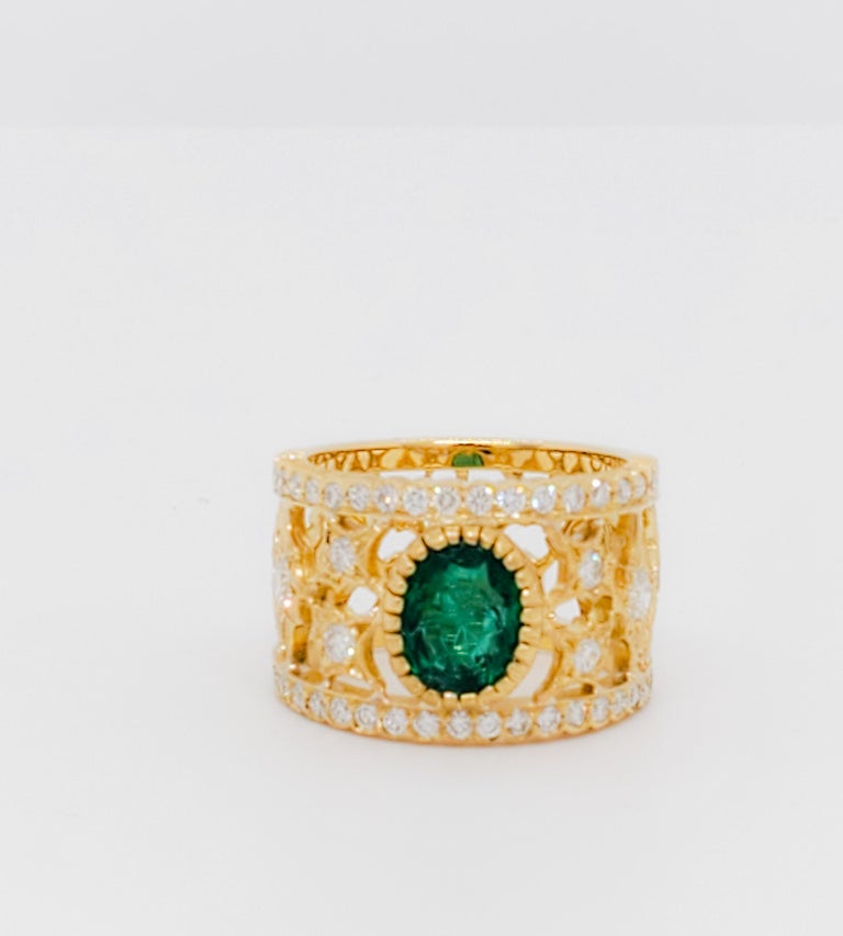 Emerald and Diamond Cocktail Ring in 18k Yellow Gold For Sale at 1stDibs