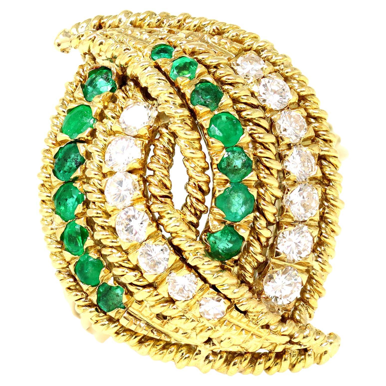 Emerald and Diamond Cocktail Ring Set in 18k Yellow Gold For Sale