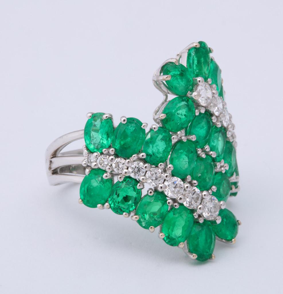 Emerald and Diamond Crossover Band Ring 2