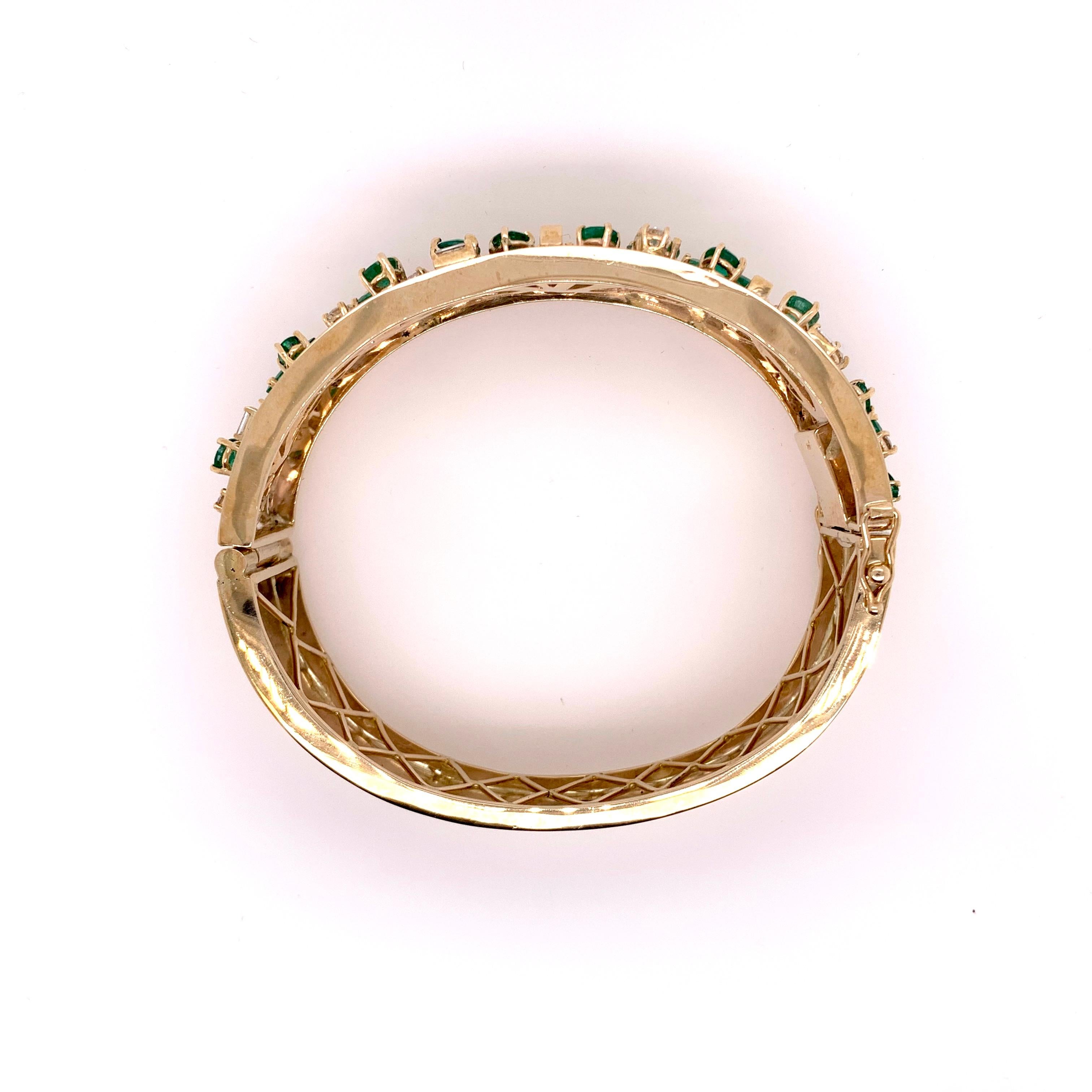 Round Cut Emerald and Diamond Cuff Bangle Bracelet in 14k Yellow Gold For Sale