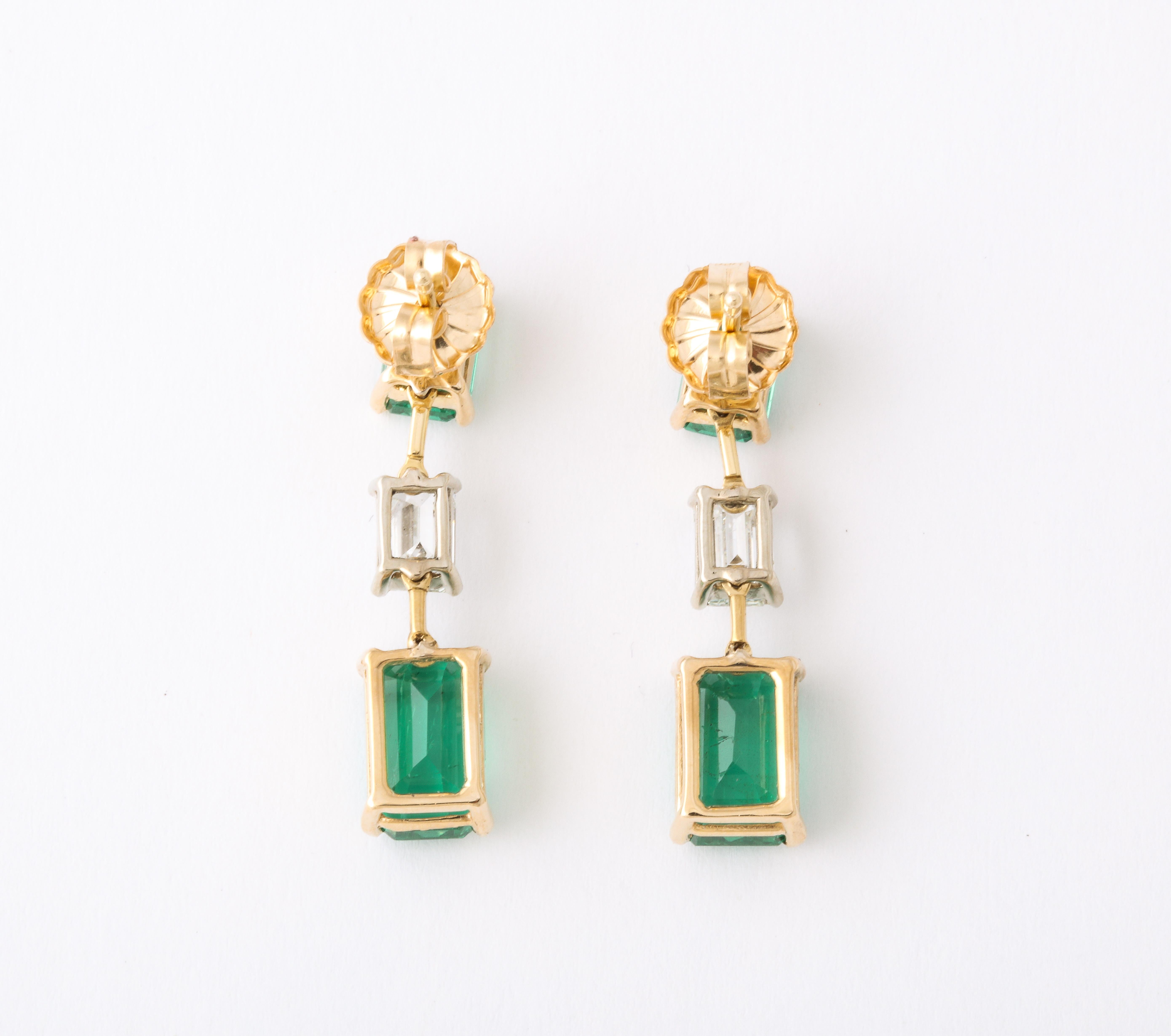Emerald and Diamond Dangle Drop Earrings For Sale 2
