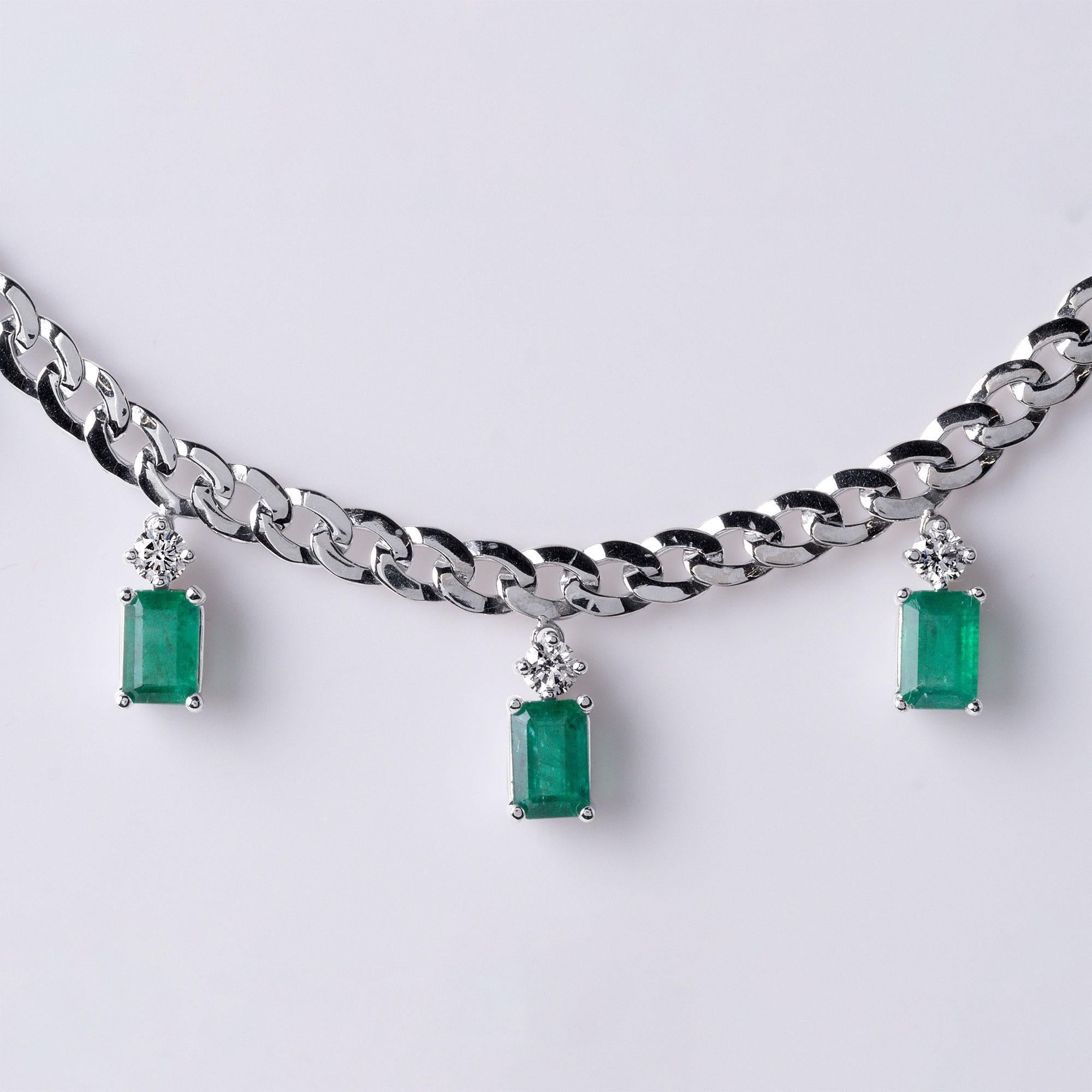 Round Cut Emerald and Diamond Dangle Necklace on 18k White Gold Cuban Link Chain For Sale