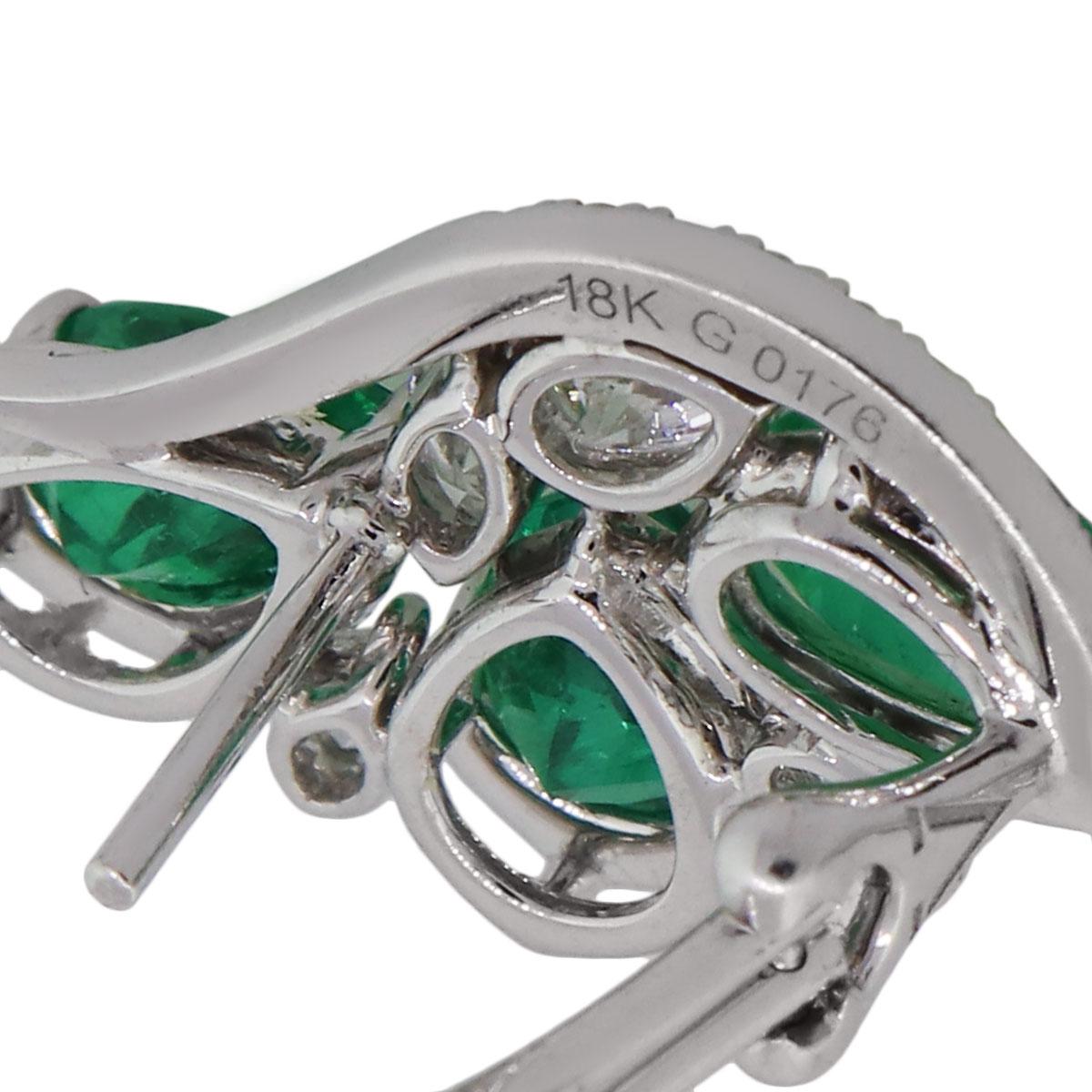 Emerald and Diamond Drop Earrings In Excellent Condition In Boca Raton, FL