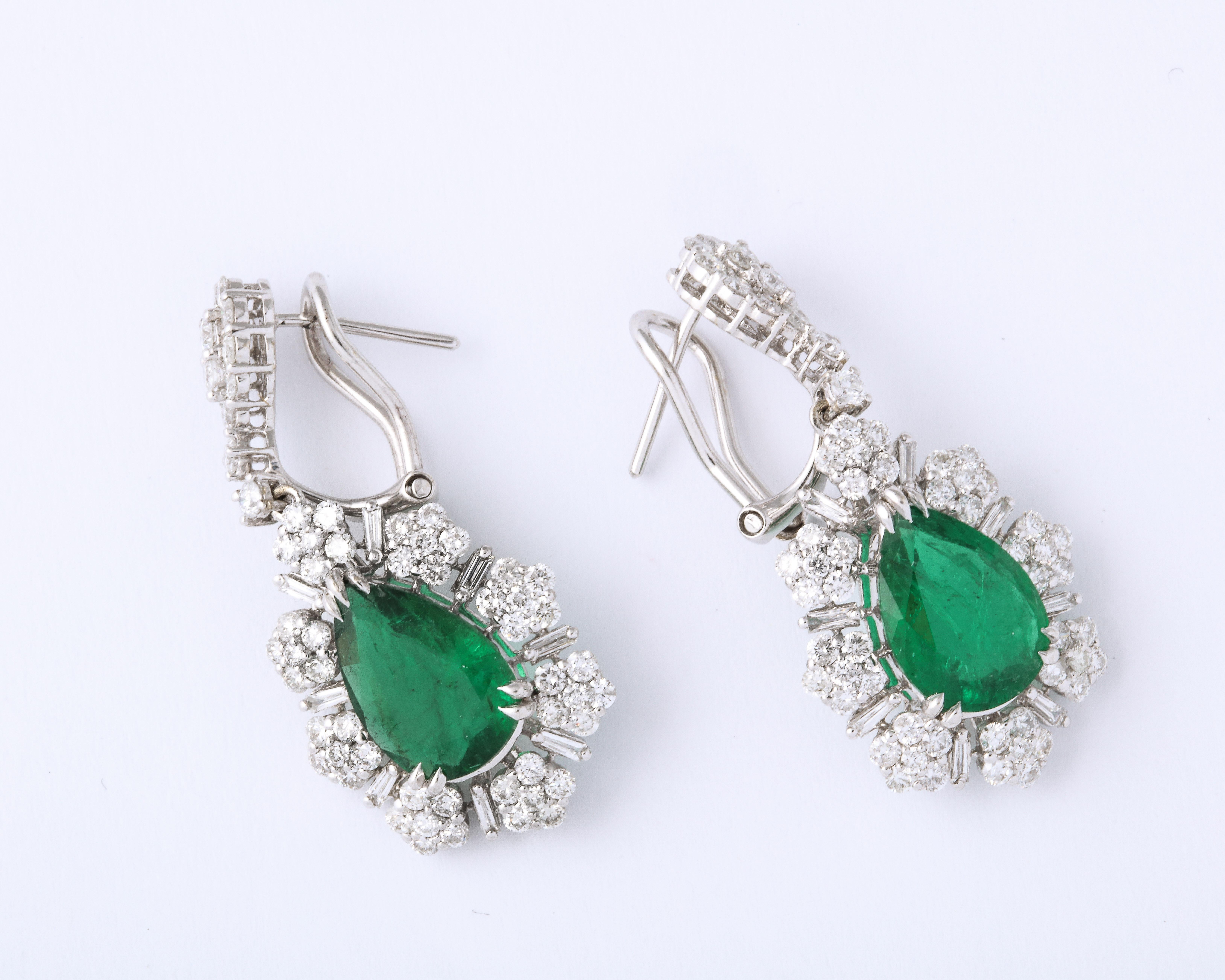 Emerald and Diamond Drop Earrings For Sale 4