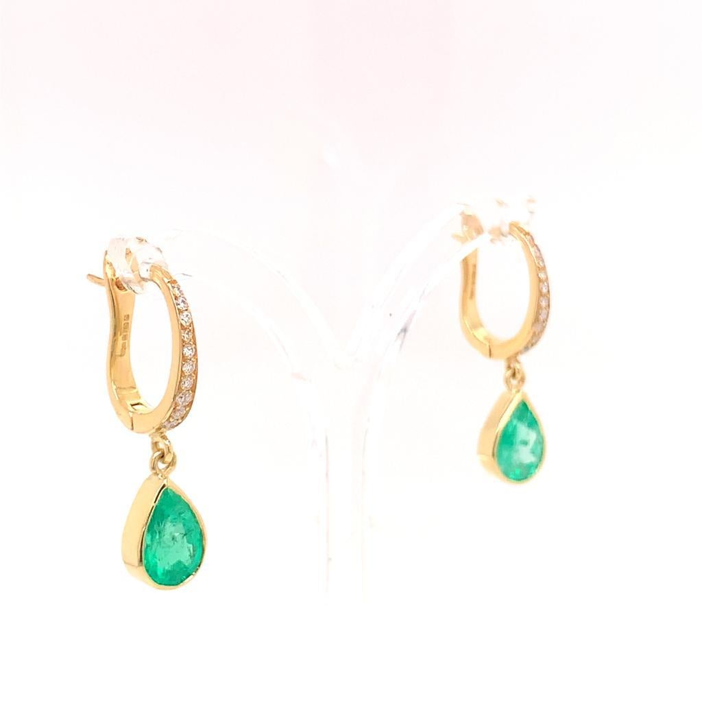 Pear Cut Emerald and Diamond Drop Earrings in 18K Yellow Gold For Sale