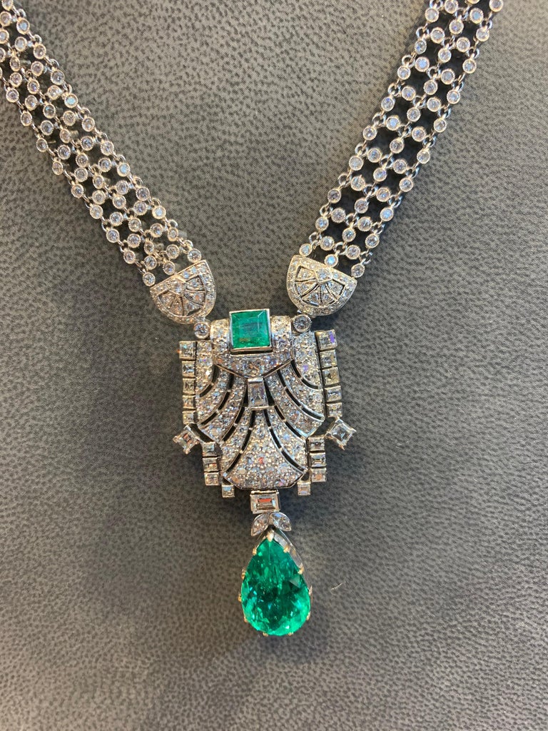 Emerald and Diamond Drop Necklace For Sale at 1stDibs