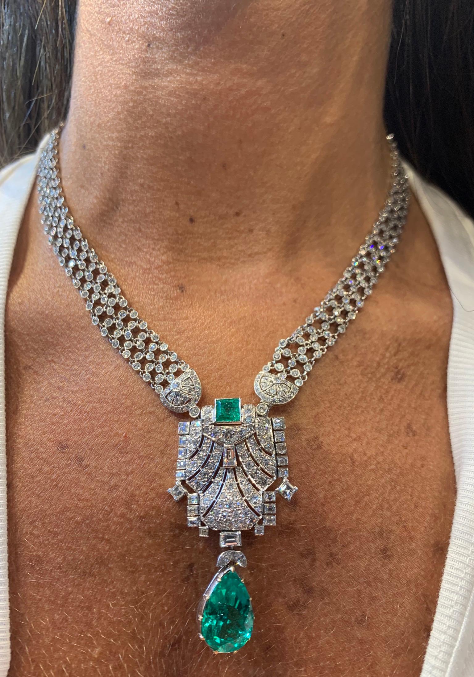 Pear Cut Emerald and Diamond Drop Necklace For Sale