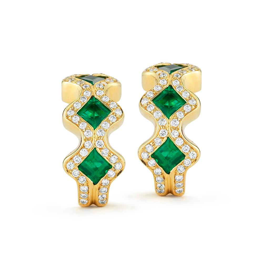 Modern Emerald And Diamond Earring  For Sale