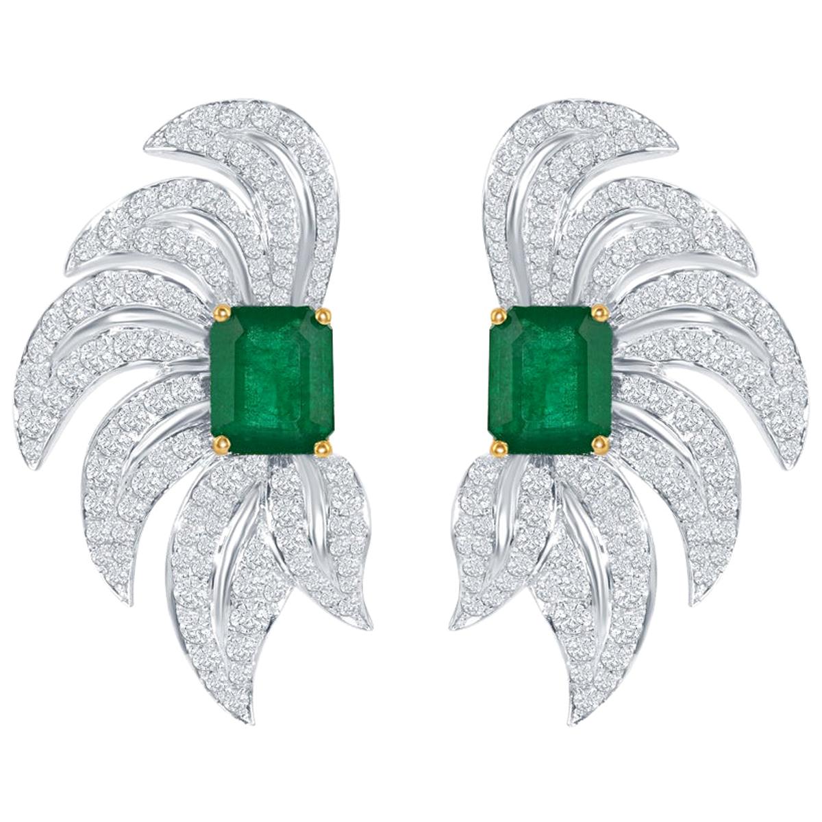 Emerald And Diamond Earring In 18K White Gold For Sale