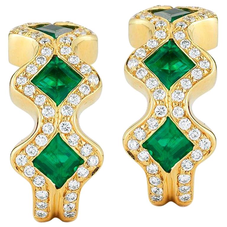Emerald And Diamond Earring  For Sale
