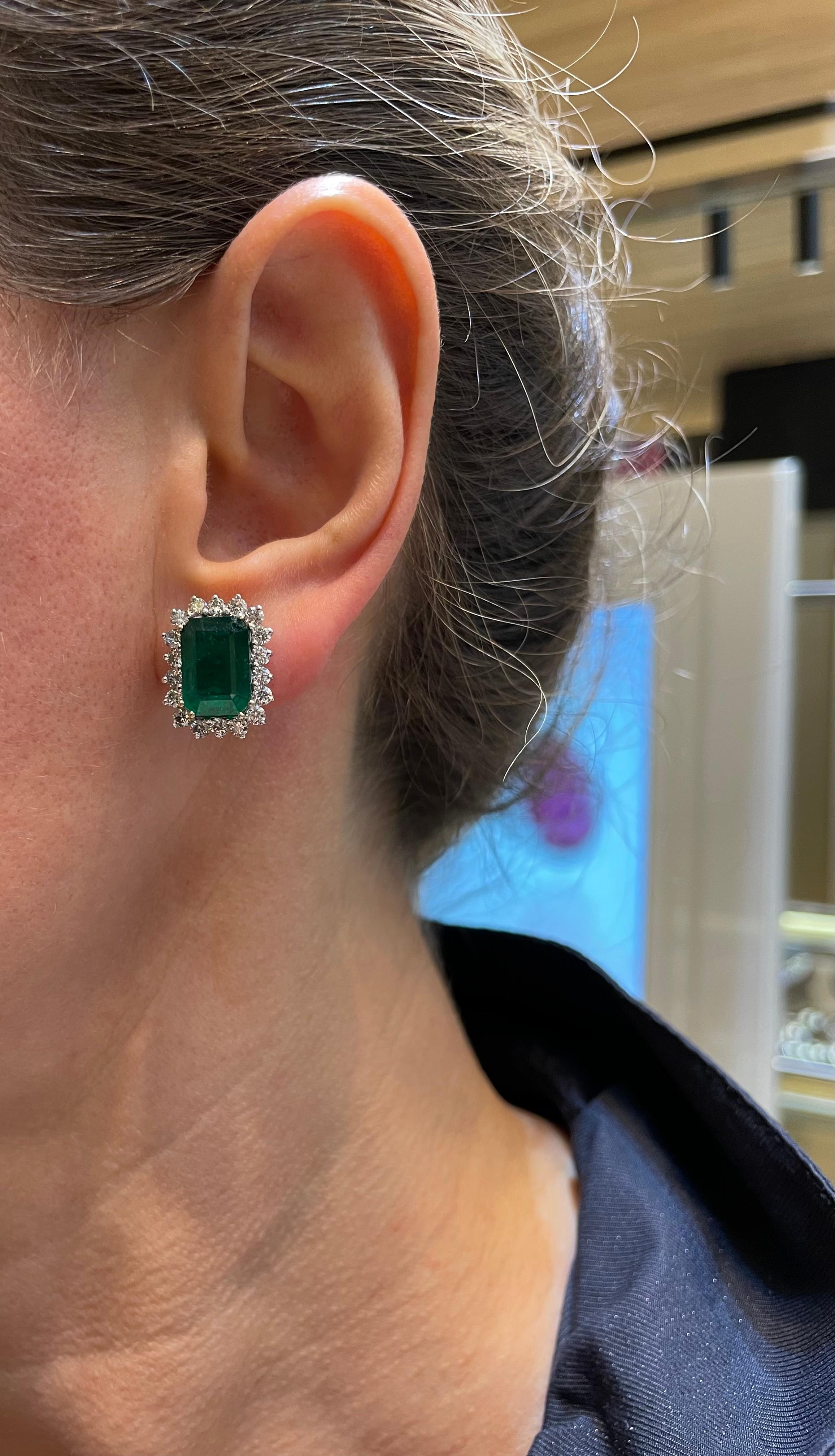 Emerald and Diamond Earring 2